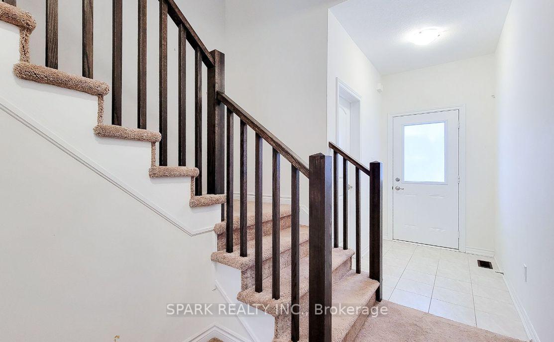 Photo 4 of 73 Flagg Avenue N, Brant, Paris — HOMEH