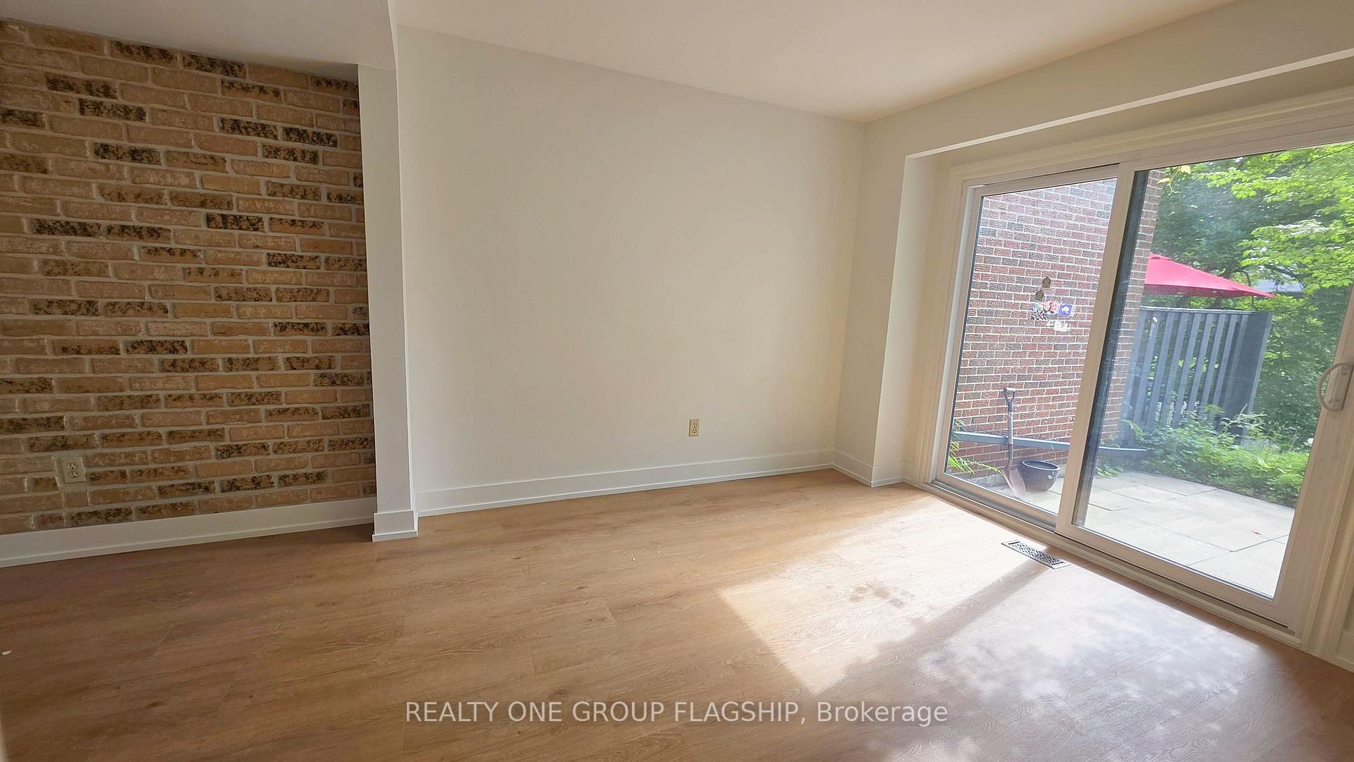 Photo 5 of Unit 20, 20 Mineola Road E, Mississauga, Mineola — HOMEH