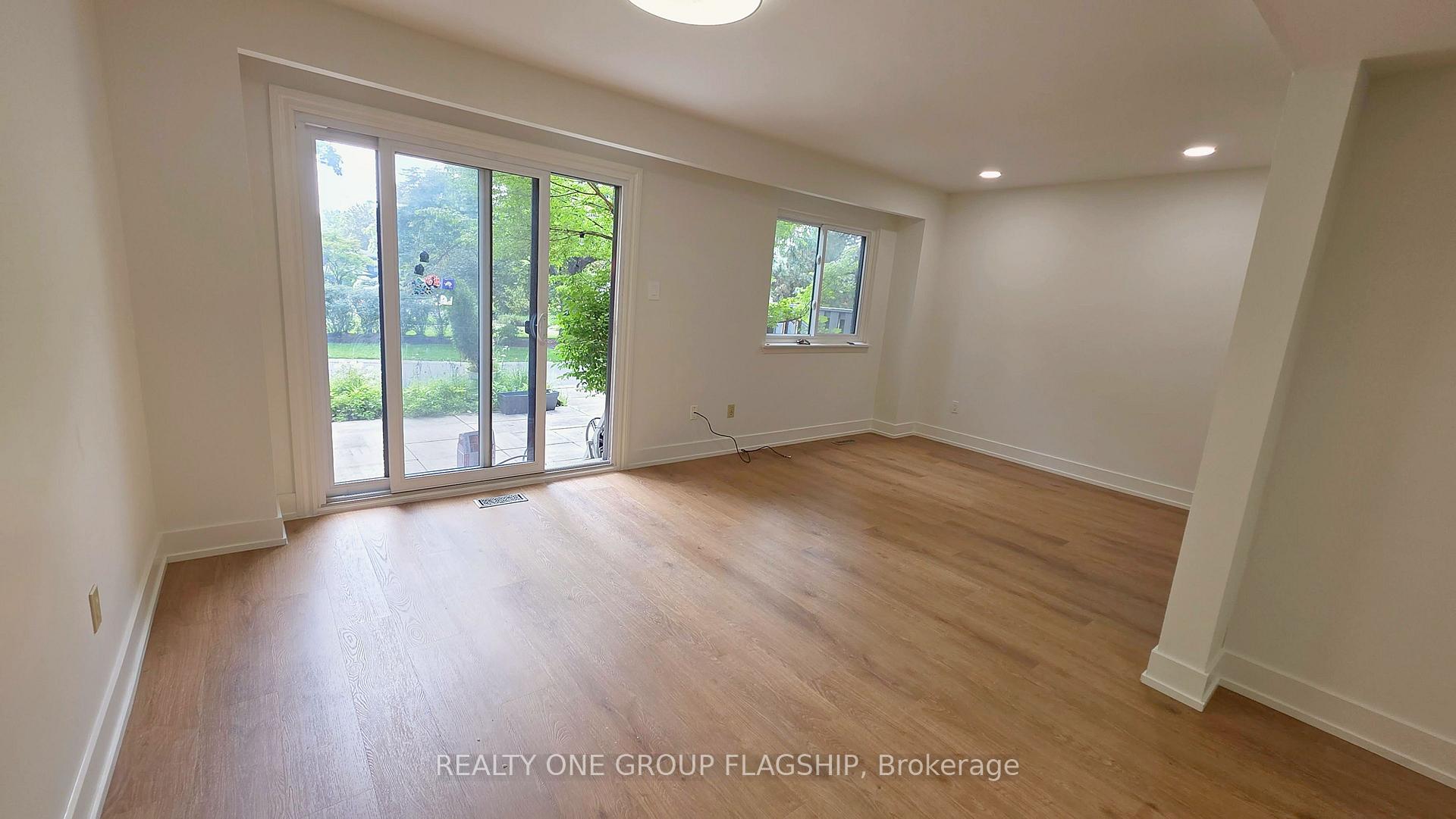 Photo 8 of Unit 20, 20 Mineola Road E, Mississauga, Mineola — HOMEH