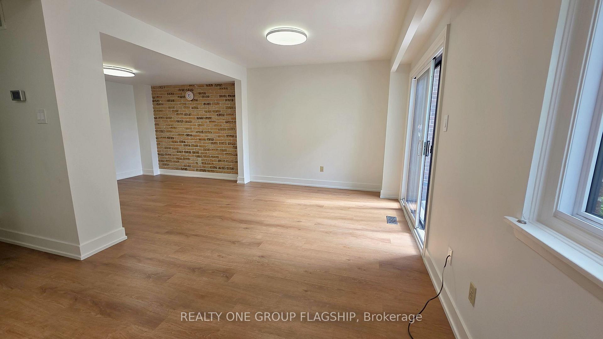 Photo 9 of Unit 20, 20 Mineola Road E, Mississauga, Mineola — HOMEH
