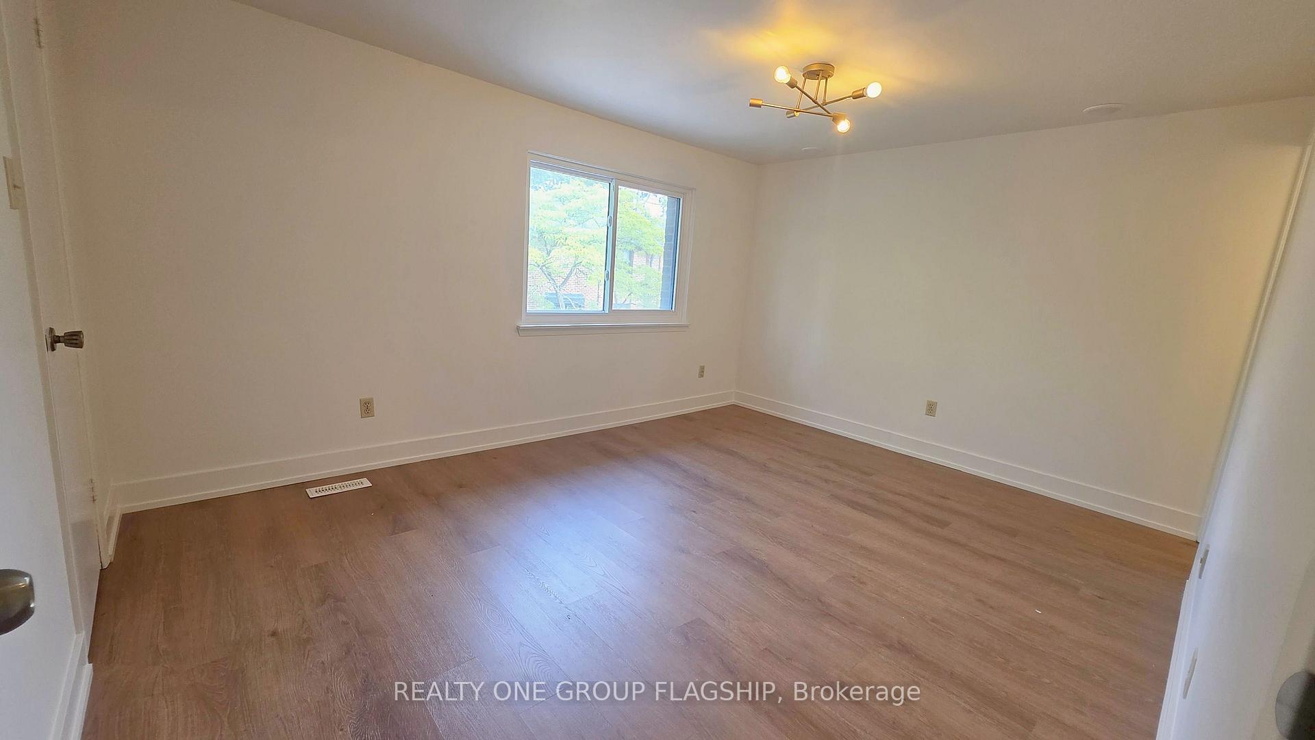 Photo 13 of Unit 20, 20 Mineola Road E, Mississauga, Mineola — HOMEH