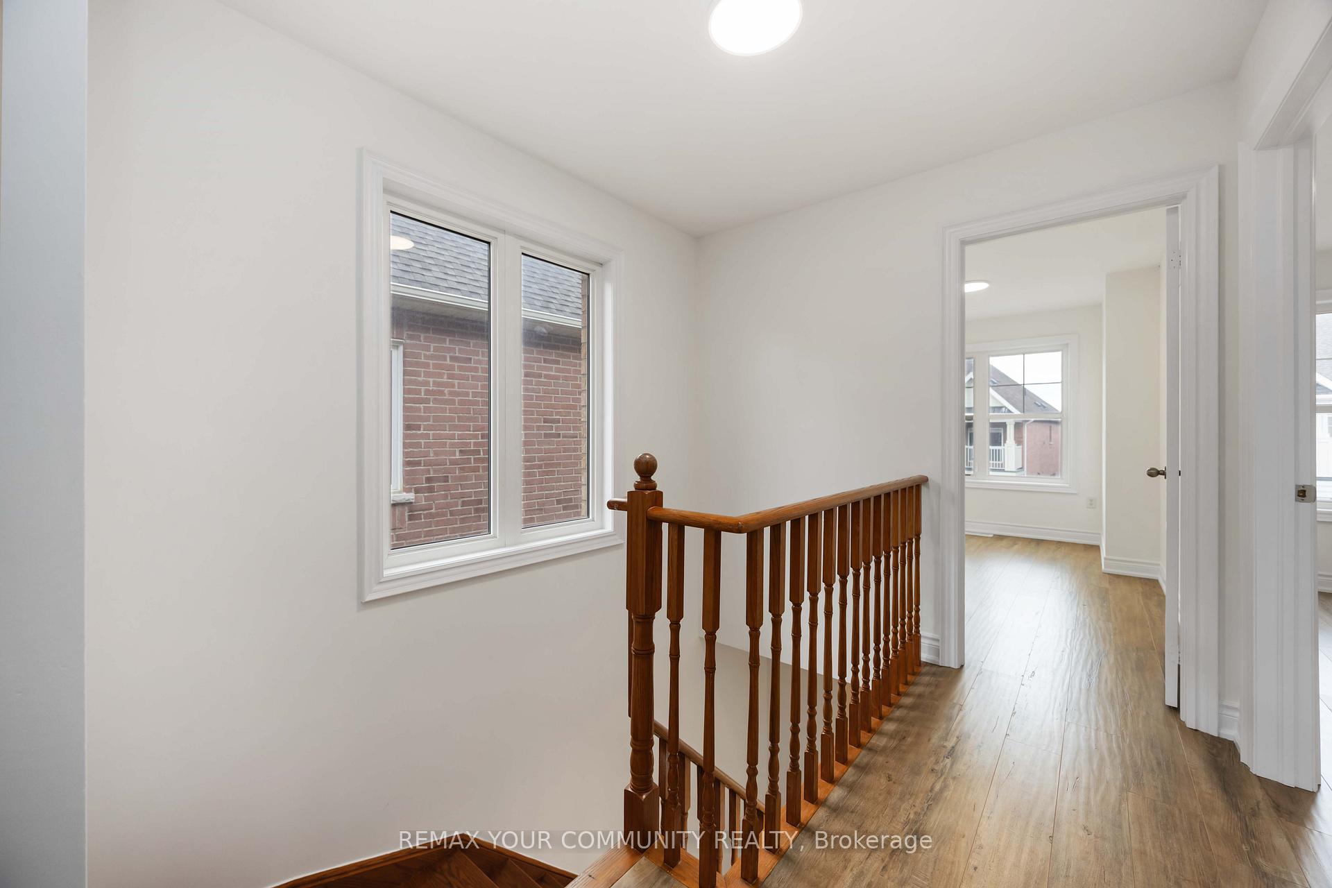 Photo 18 of 17 Latitude Lane, Whitchurch-Stouffville, Stouffville — HOMEH