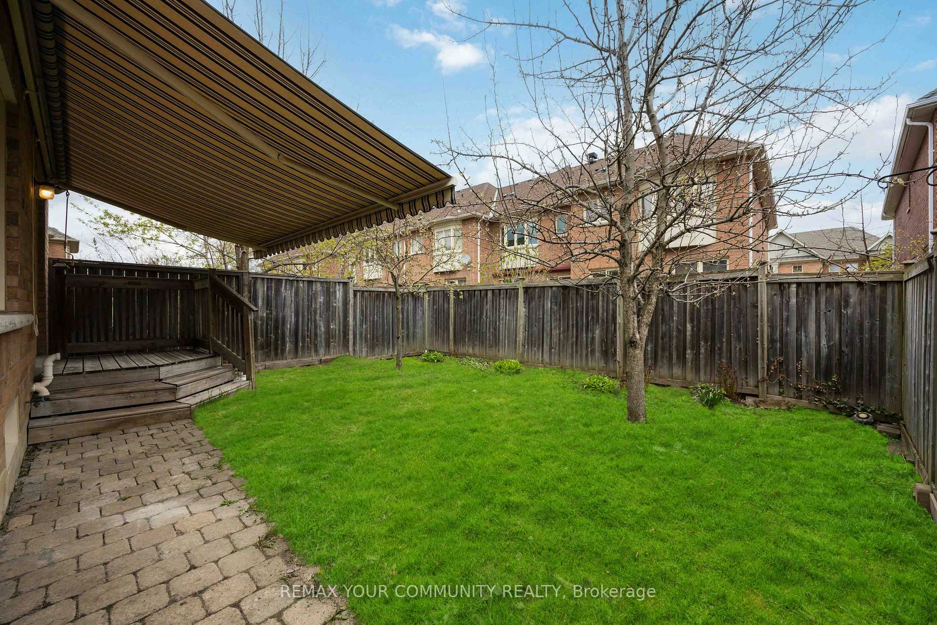 Photo 33 of 17 Latitude Lane, Whitchurch-Stouffville, Stouffville — HOMEH