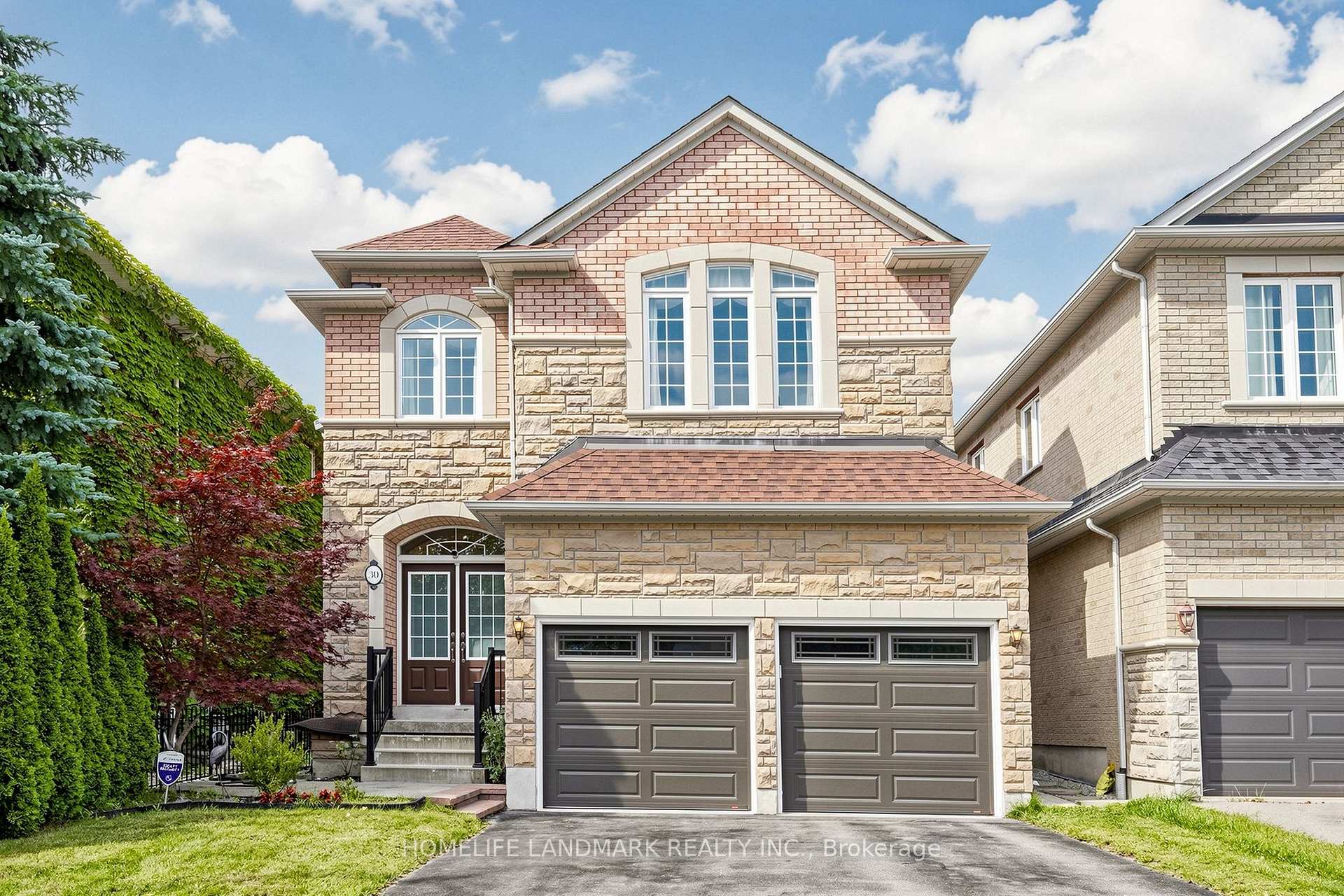 Photo 2 of 30 Edelweiss Avenue, Richmond Hill, Jefferson — HOMEH
