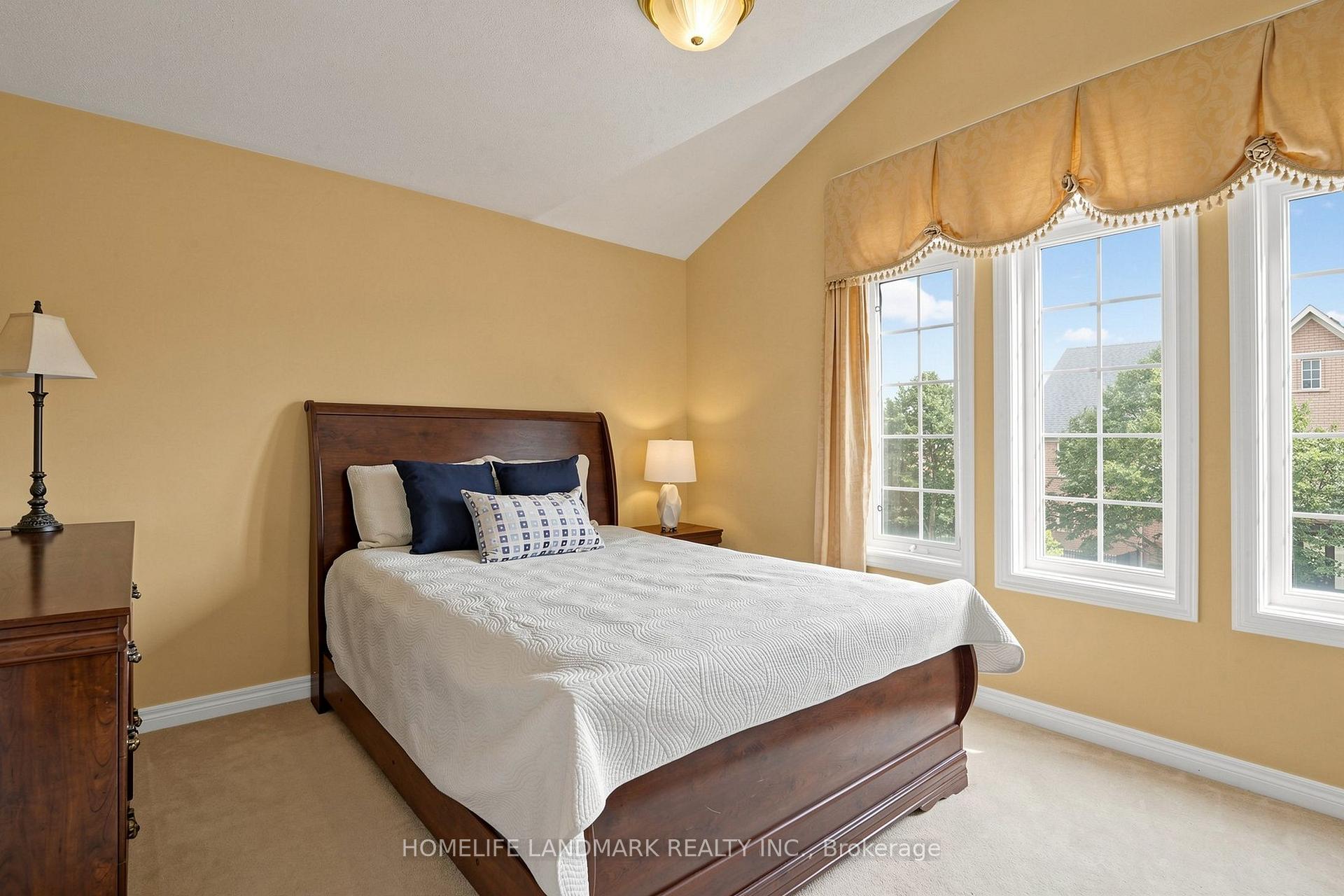 Photo 31 of 30 Edelweiss Avenue, Richmond Hill, Jefferson — HOMEH