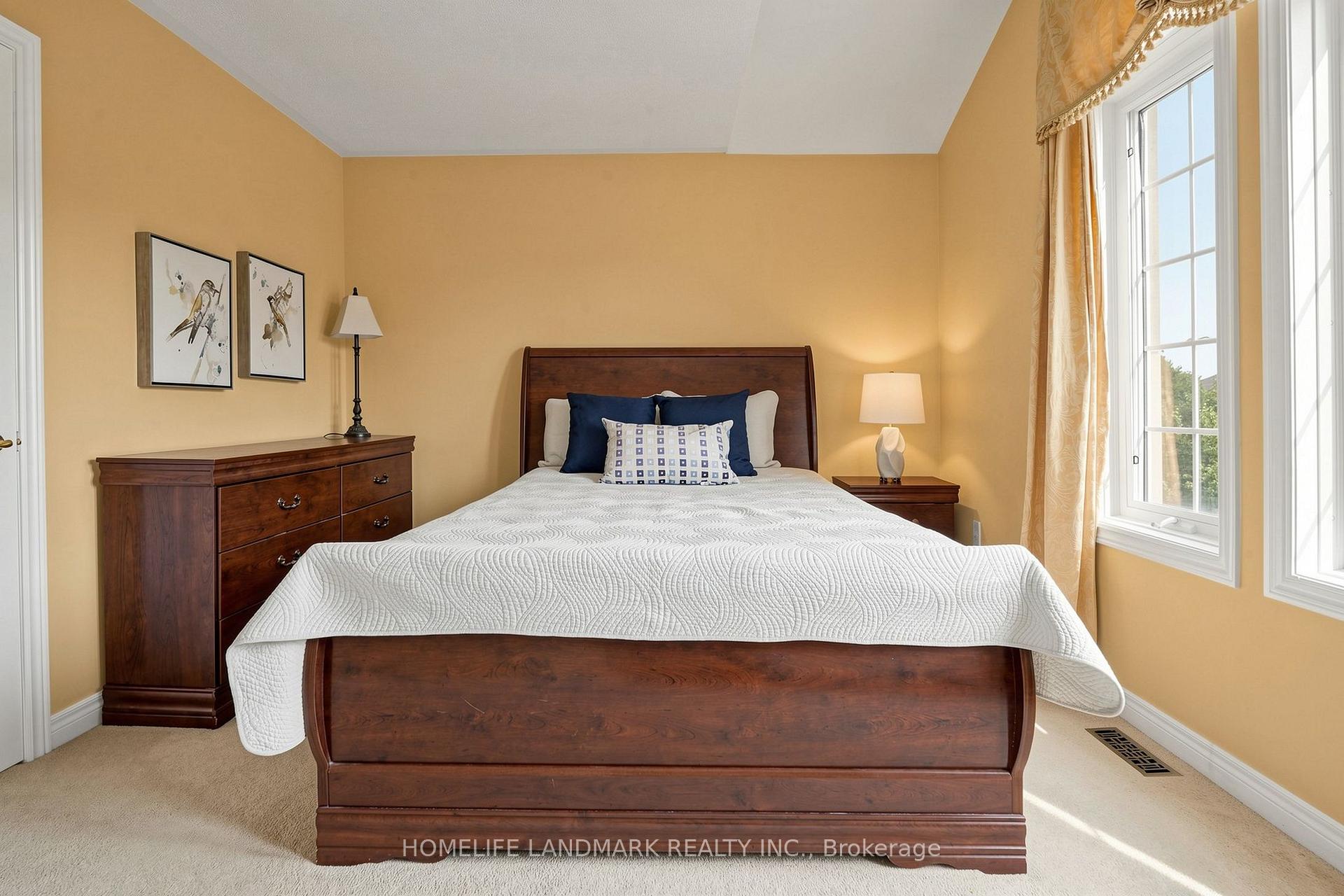 Photo 32 of 30 Edelweiss Avenue, Richmond Hill, Jefferson — HOMEH