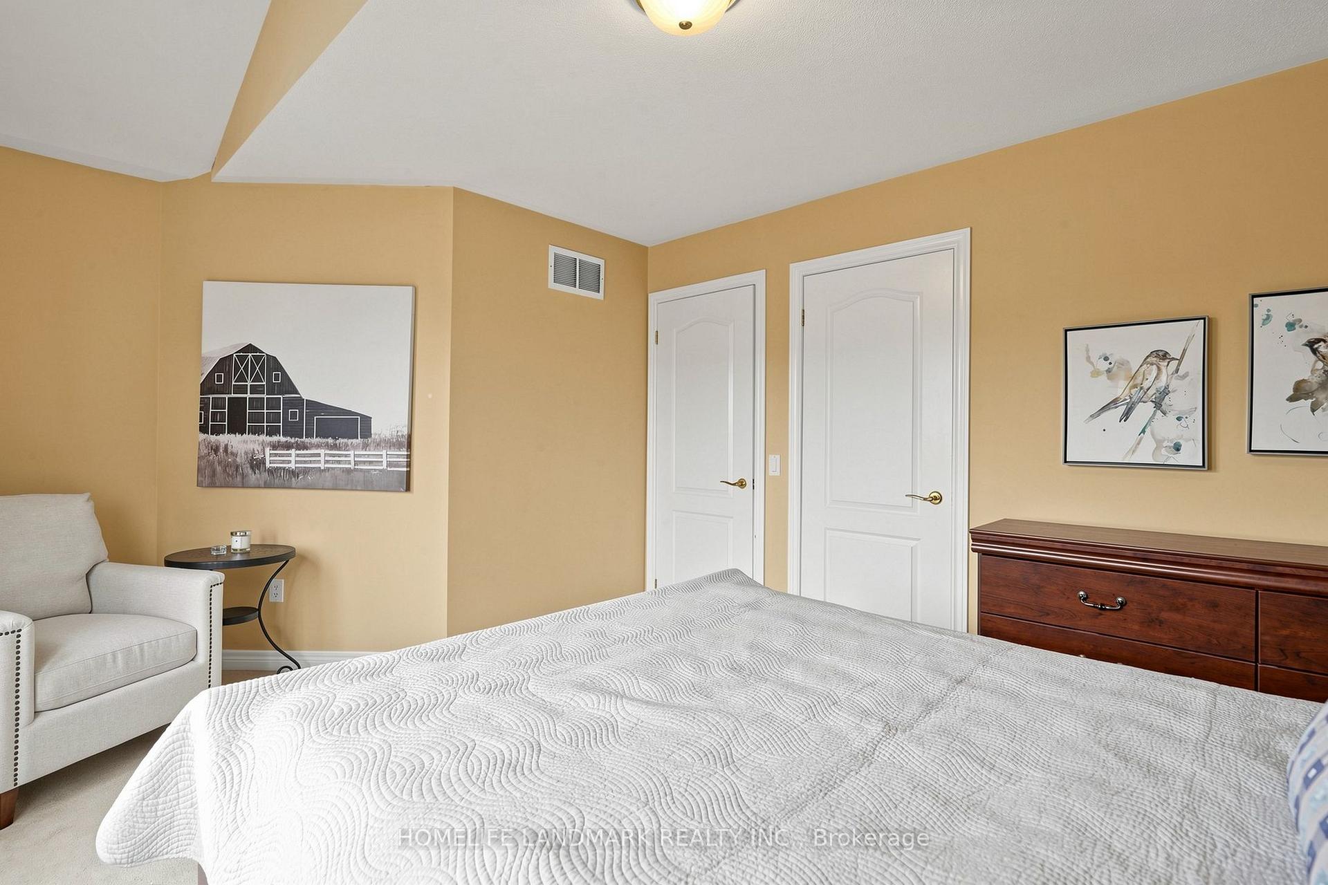 Photo 33 of 30 Edelweiss Avenue, Richmond Hill, Jefferson — HOMEH