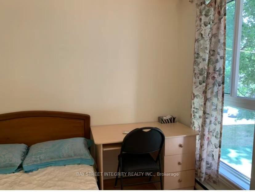 Front of Unit 1003, 100 Mornelle Court