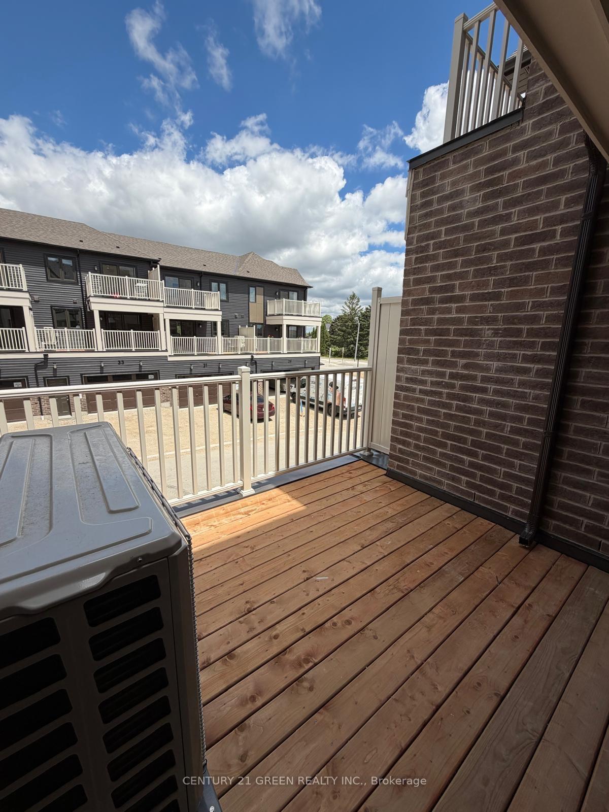 Photo 26 of 32 Canyon Hill Drive, Kitchener, Civic Centre — HOMEH