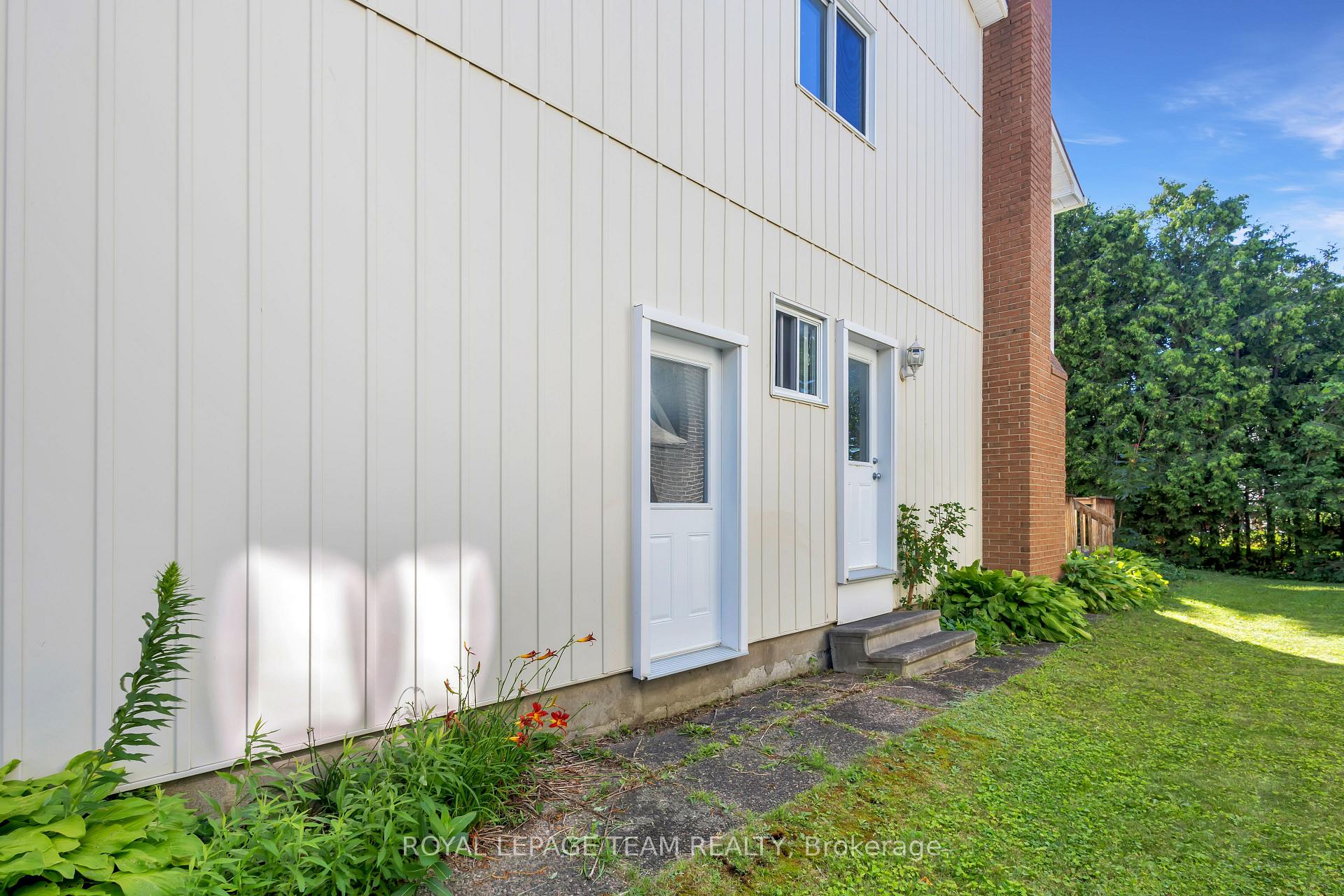Photo 17 of 50 Equestrian Drive, Ottawa, Kanata - Bridlewood — HOMEH