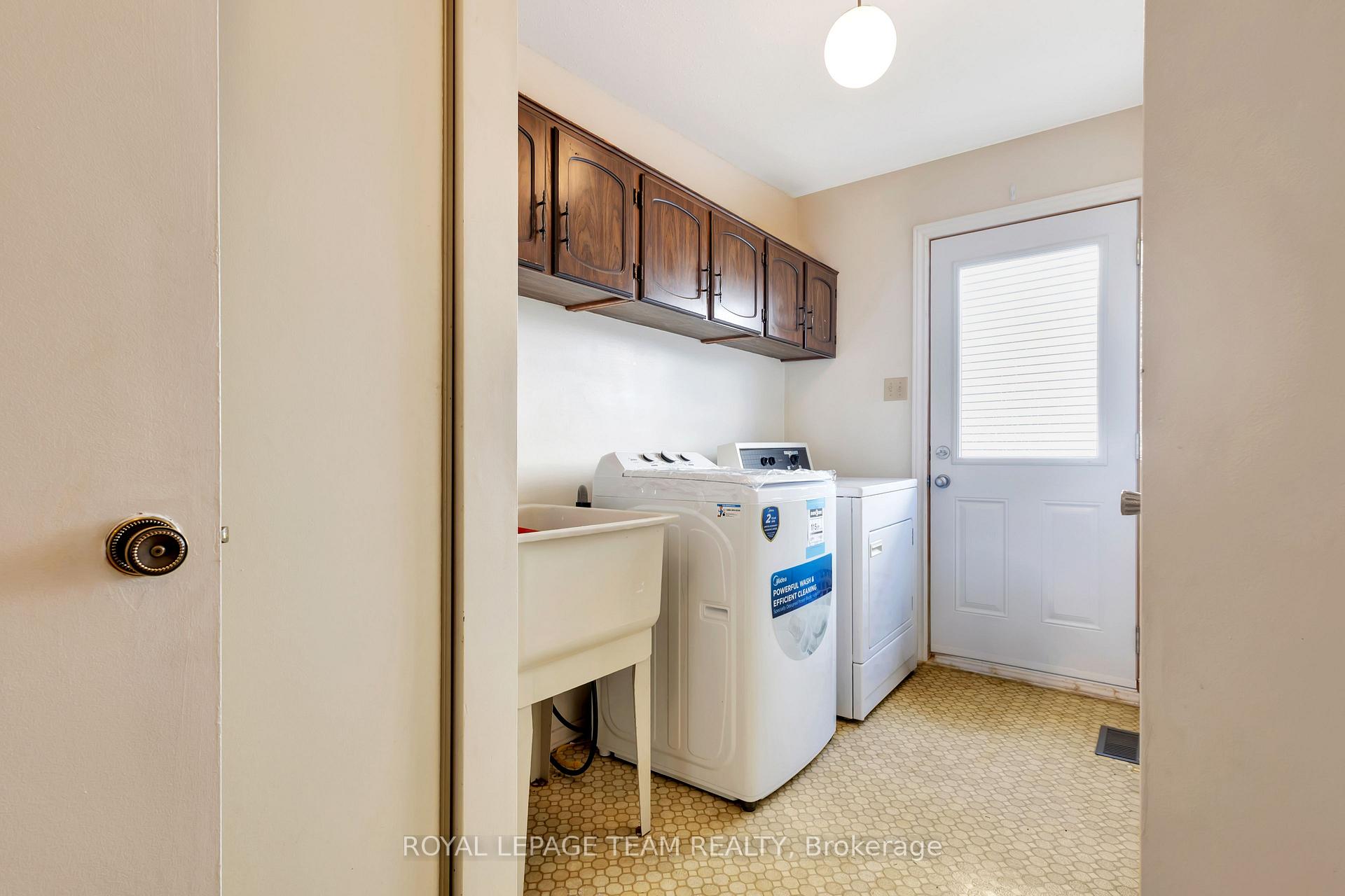 Photo 18 of 50 Equestrian Drive, Ottawa, Kanata - Bridlewood — HOMEH
