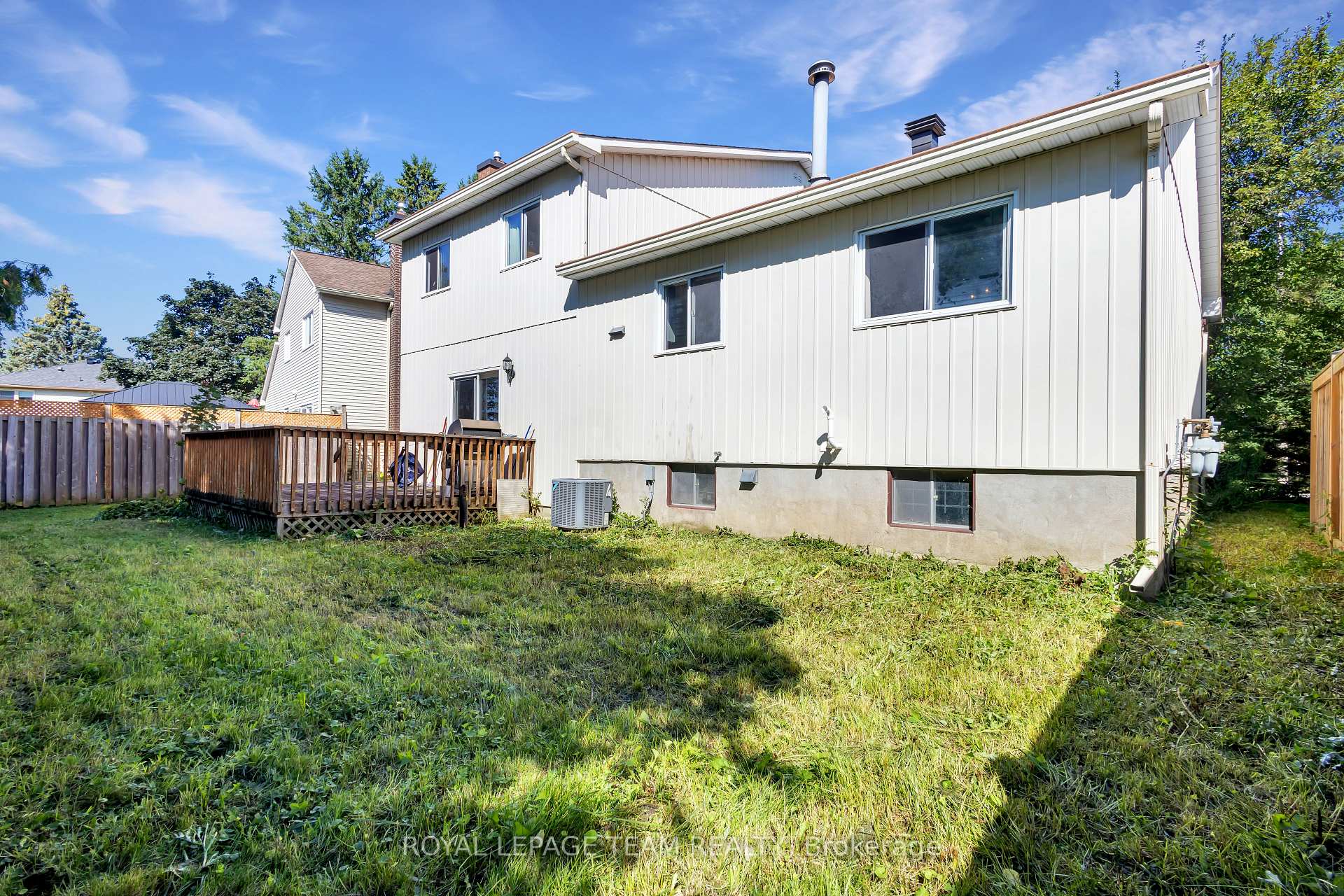 Photo 30 of 50 Equestrian Drive, Ottawa, Kanata - Bridlewood — HOMEH
