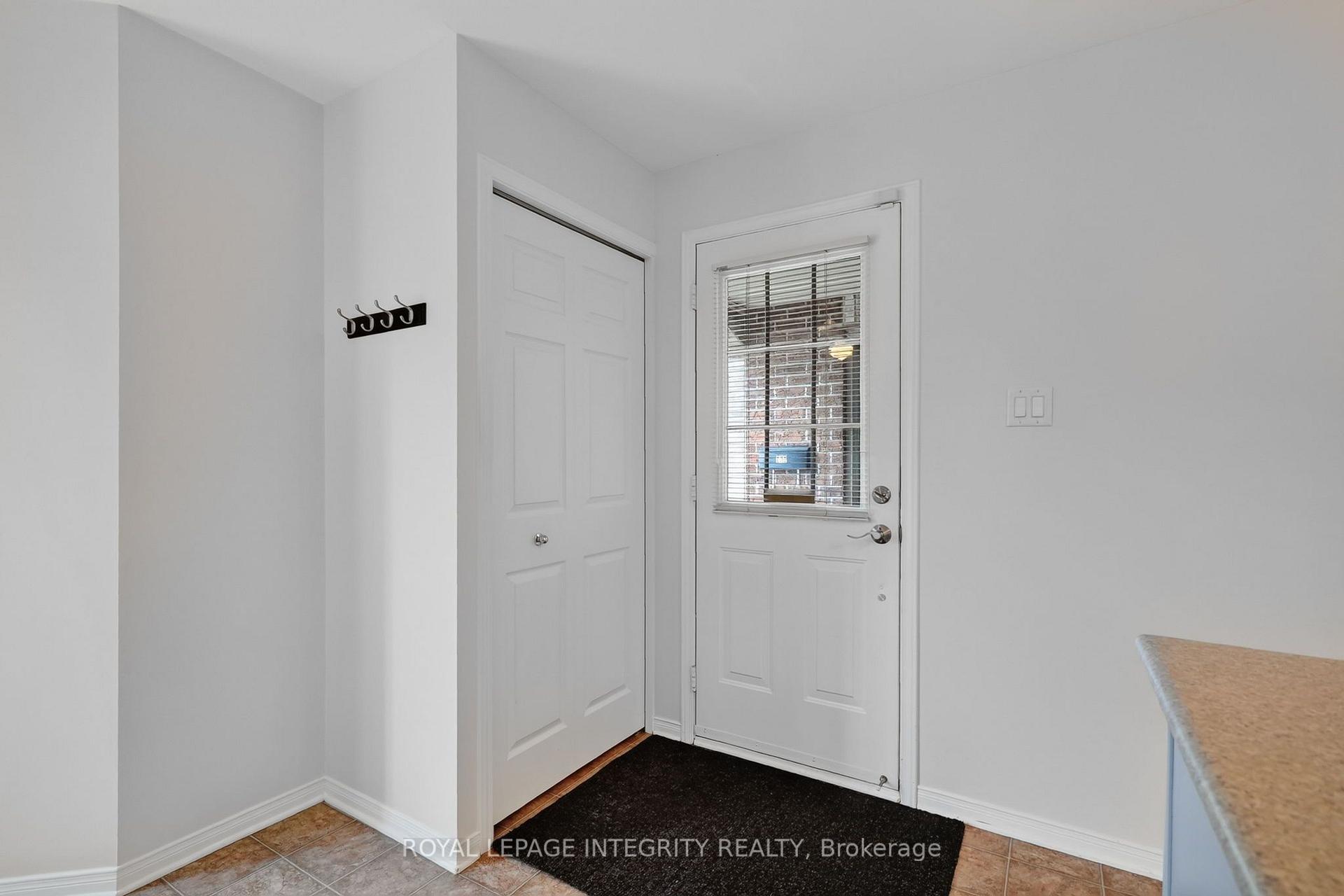 Photo 4 of 795 Longfields Drive, Ottawa, Barrhaven - Longfields — HOMEH