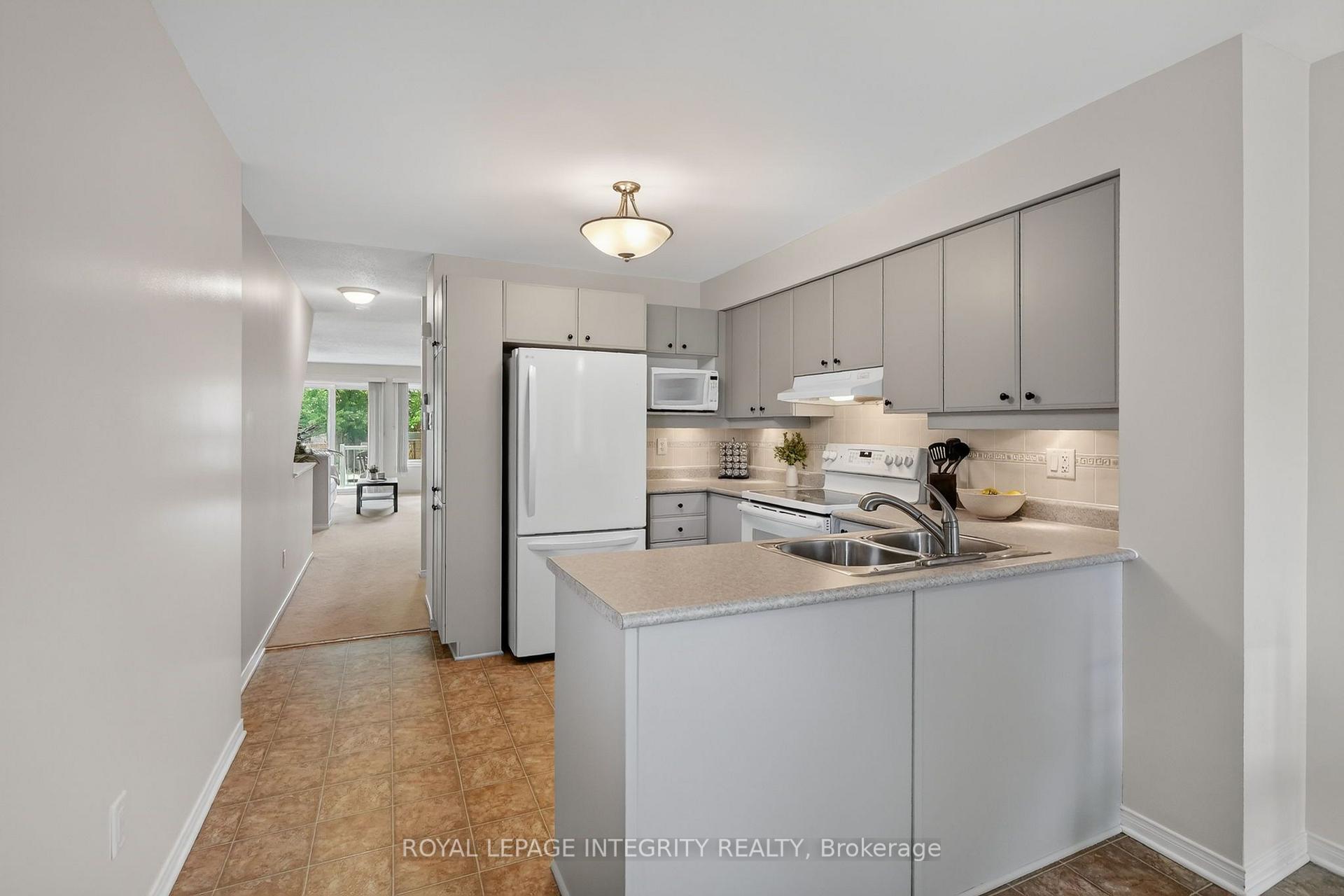 Photo 5 of 795 Longfields Drive, Ottawa, Barrhaven - Longfields — HOMEH