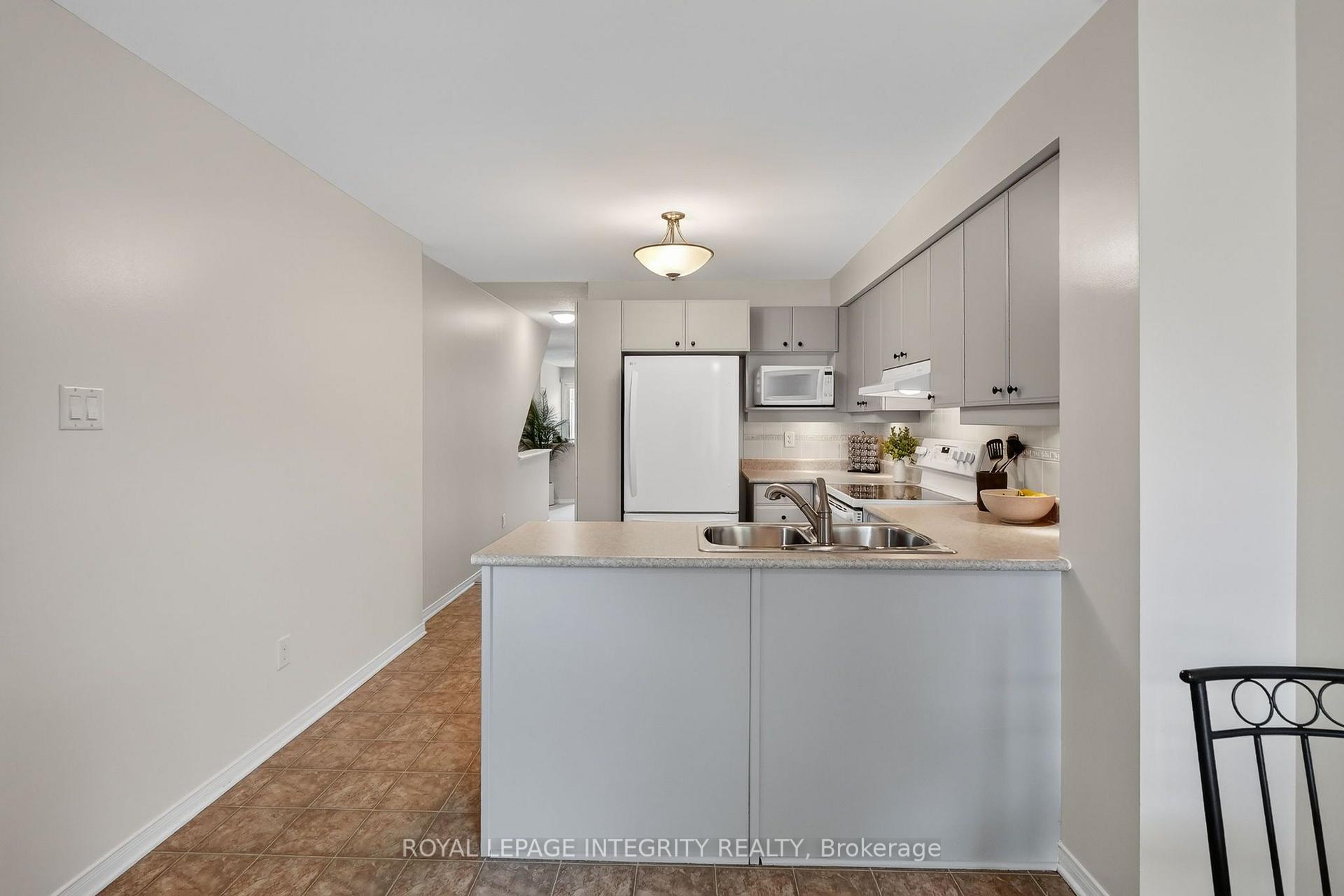 Photo 7 of 795 Longfields Drive, Ottawa, Barrhaven - Longfields — HOMEH