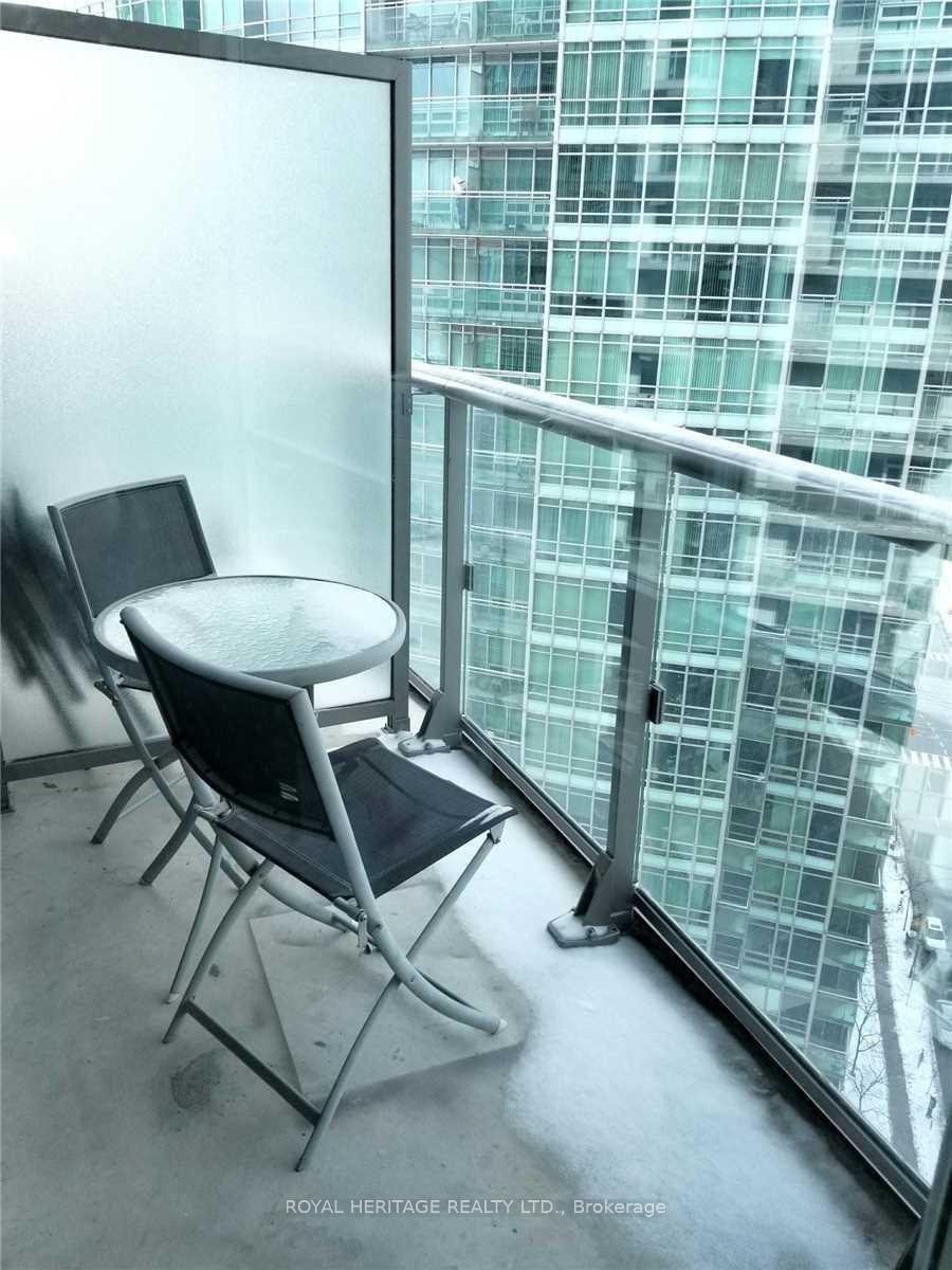 Photo 11 of Unit 2312, 373 Front Street W, Toronto, Waterfront Communities — HOMEH