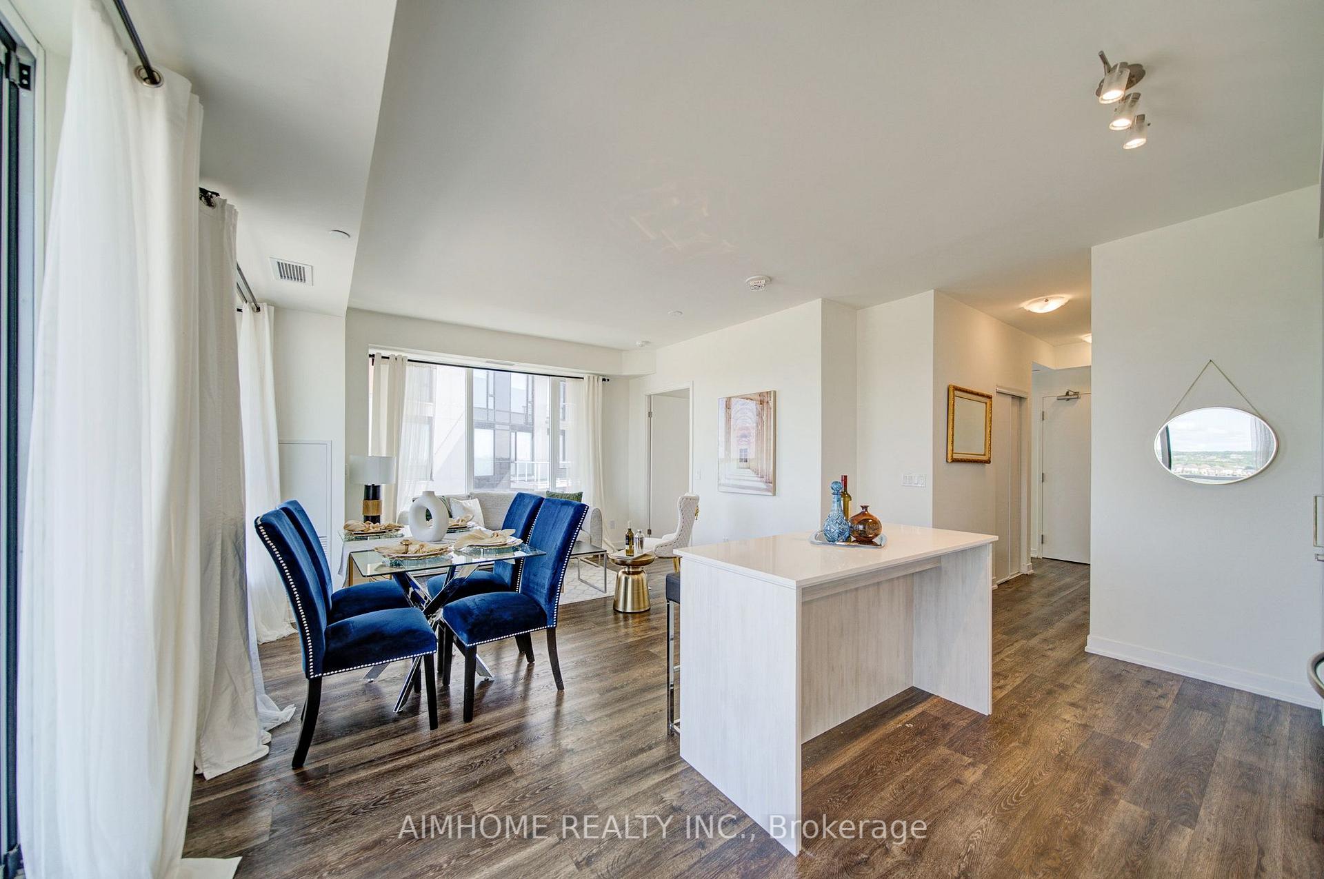 Photo 7 of Unit 829, 2 David Eyer Road E, Richmond Hill, Rural Richmond Hill — HOMEH