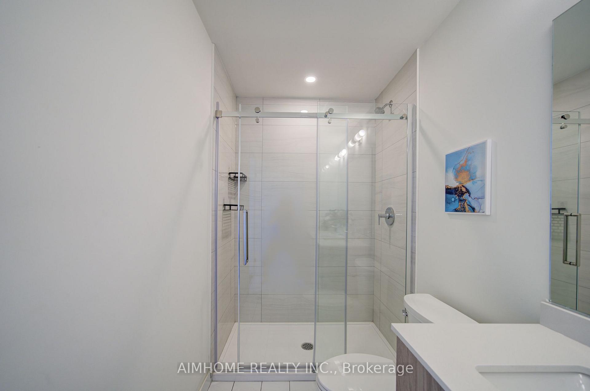 Photo 16 of Unit 829, 2 David Eyer Road E, Richmond Hill, Rural Richmond Hill — HOMEH