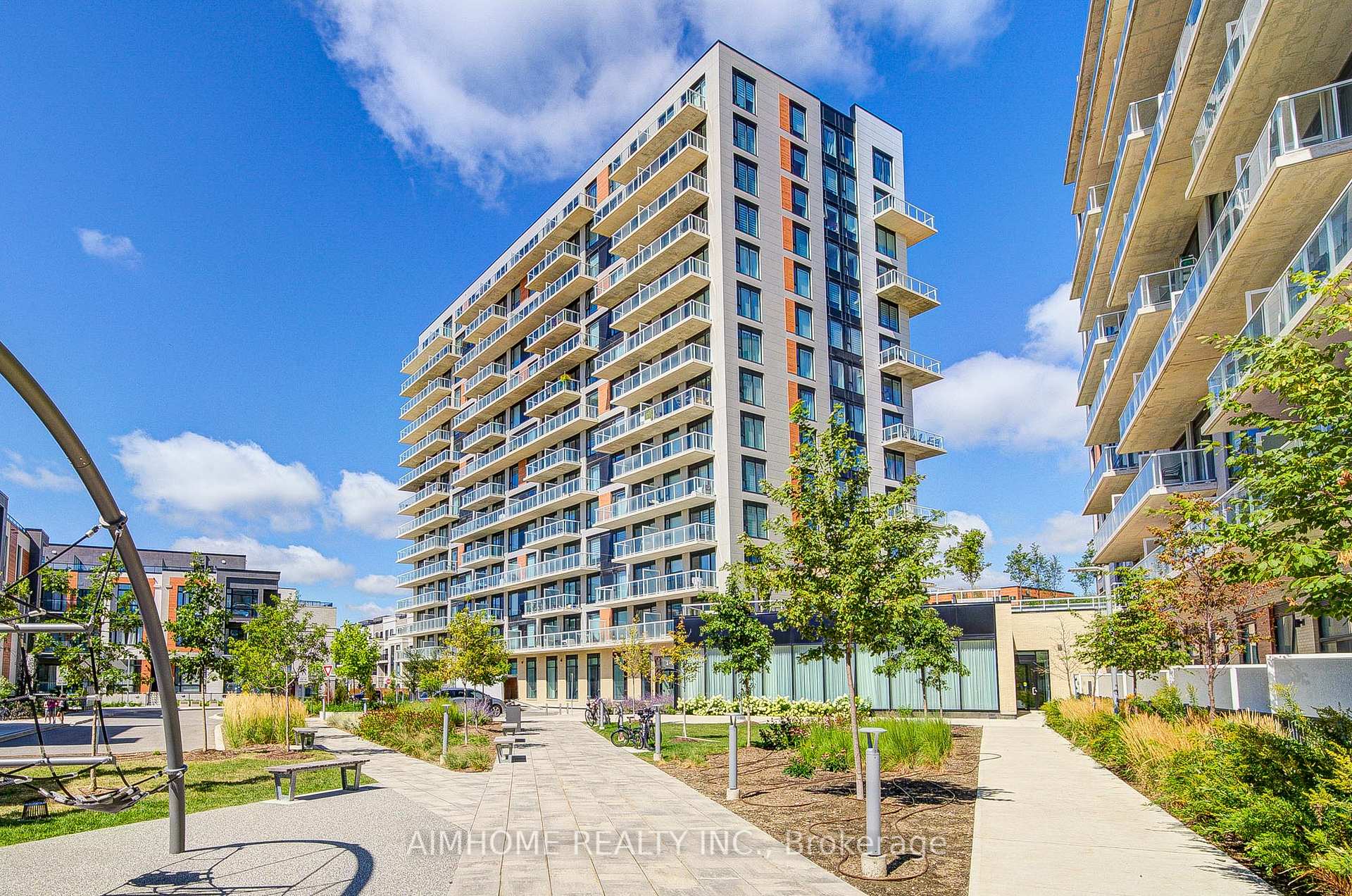 Photo 20 of Unit 829, 2 David Eyer Road E, Richmond Hill, Rural Richmond Hill — HOMEH