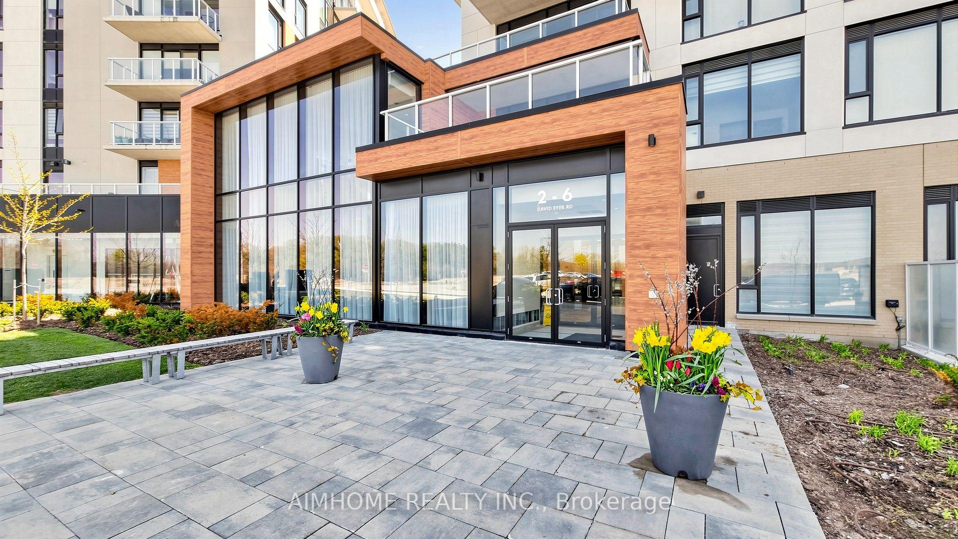 Photo 21 of Unit 829, 2 David Eyer Road E, Richmond Hill, Rural Richmond Hill — HOMEH