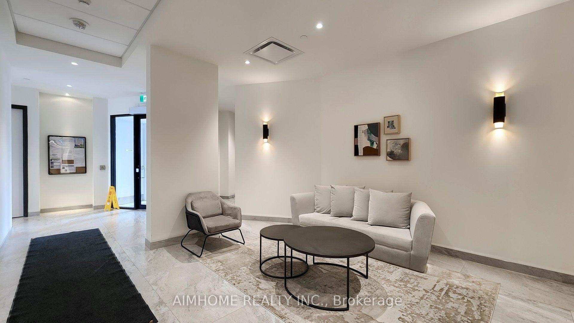 Photo 25 of Unit 829, 2 David Eyer Road E, Richmond Hill, Rural Richmond Hill — HOMEH