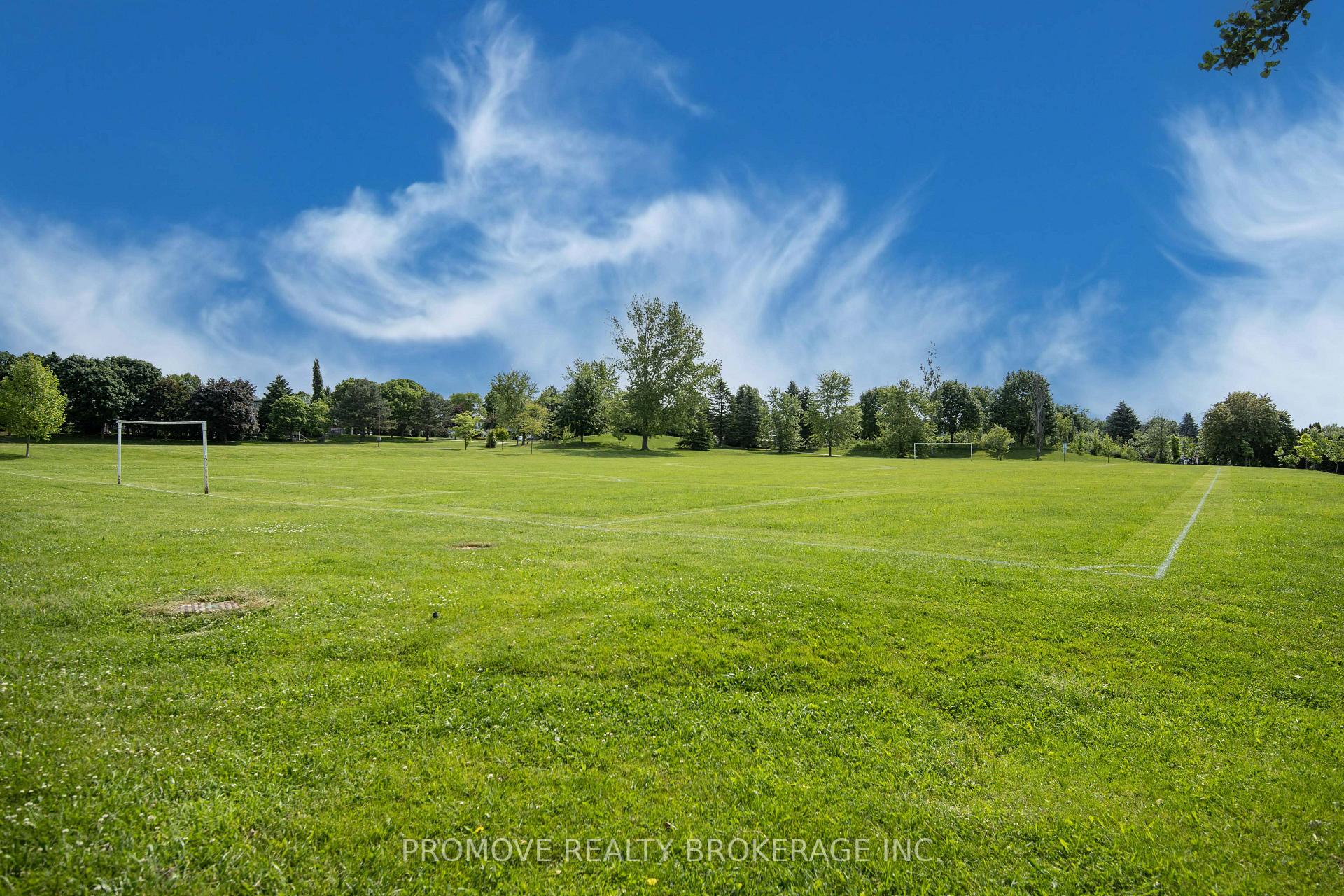Photo 5 of Unit 121, 35 Mountford Drive, Guelph, Grange Road — HOMEH