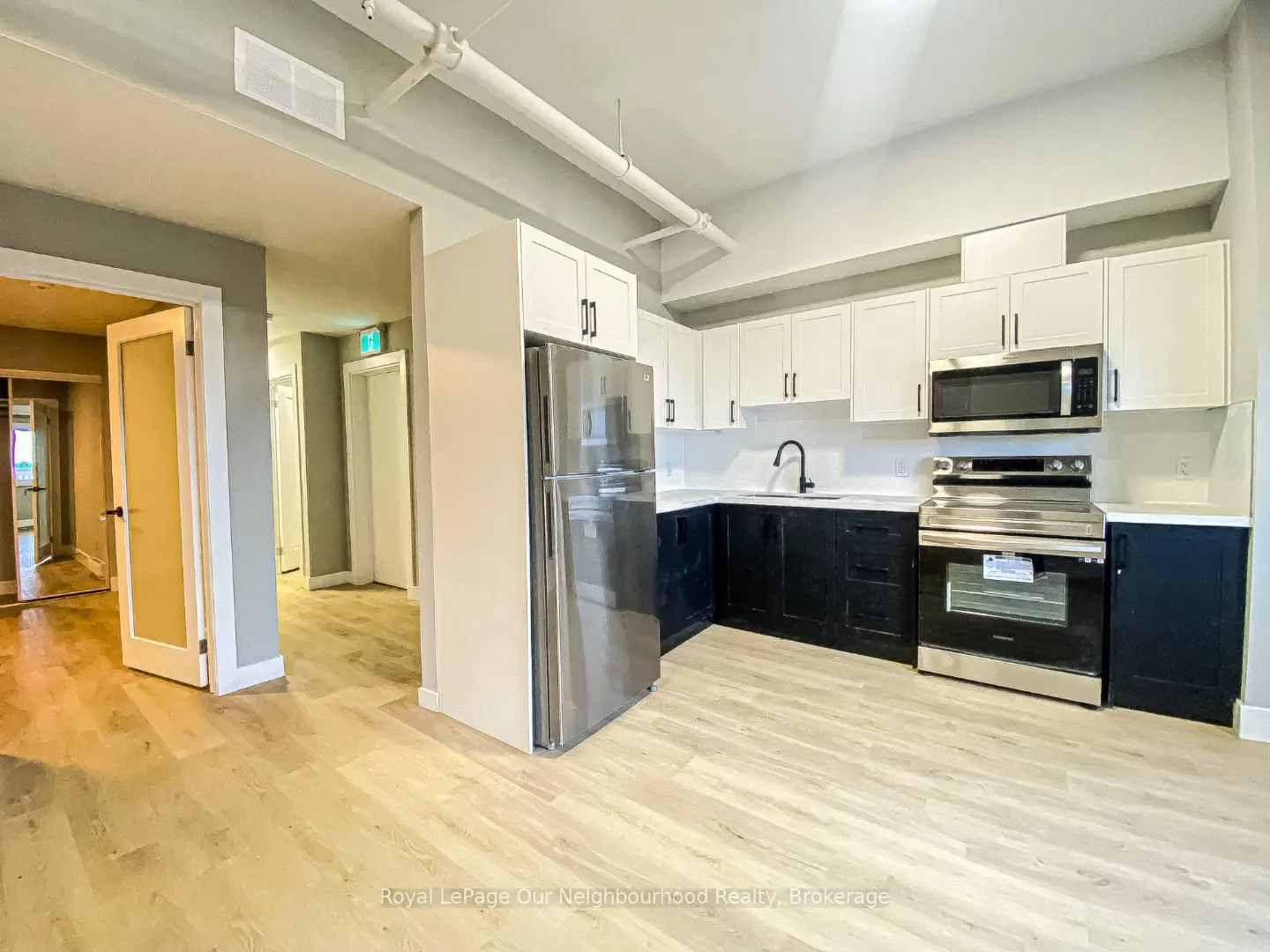Front of Unit 306, 51 King Street