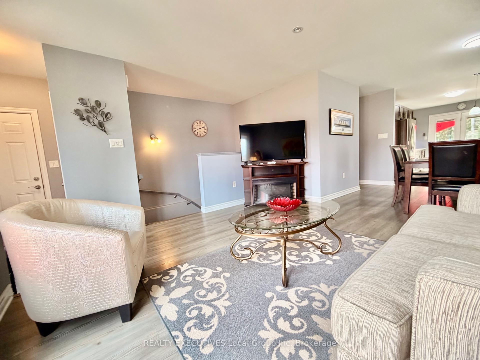 Photo 8 of 30 Osprey Crescent, Callander — HOMEH