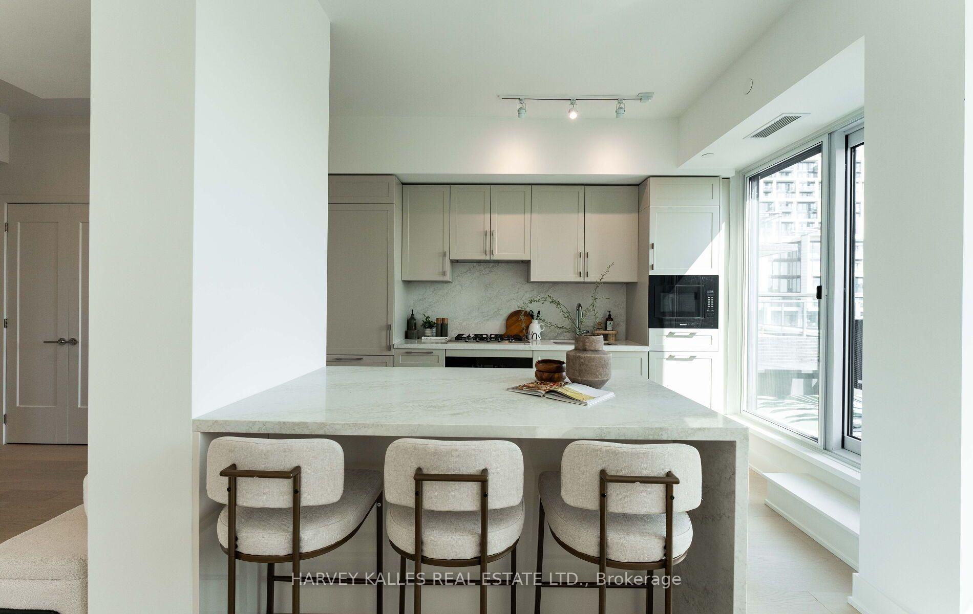 Photo 11 of Unit LPH2, 8 Manor Road, Toronto, Yonge-Eglinton — HOMEH