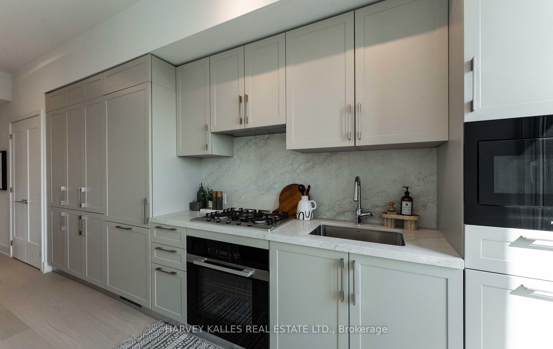 Photo 12 of Unit LPH2, 8 Manor Road, Toronto, Yonge-Eglinton — HOMEH