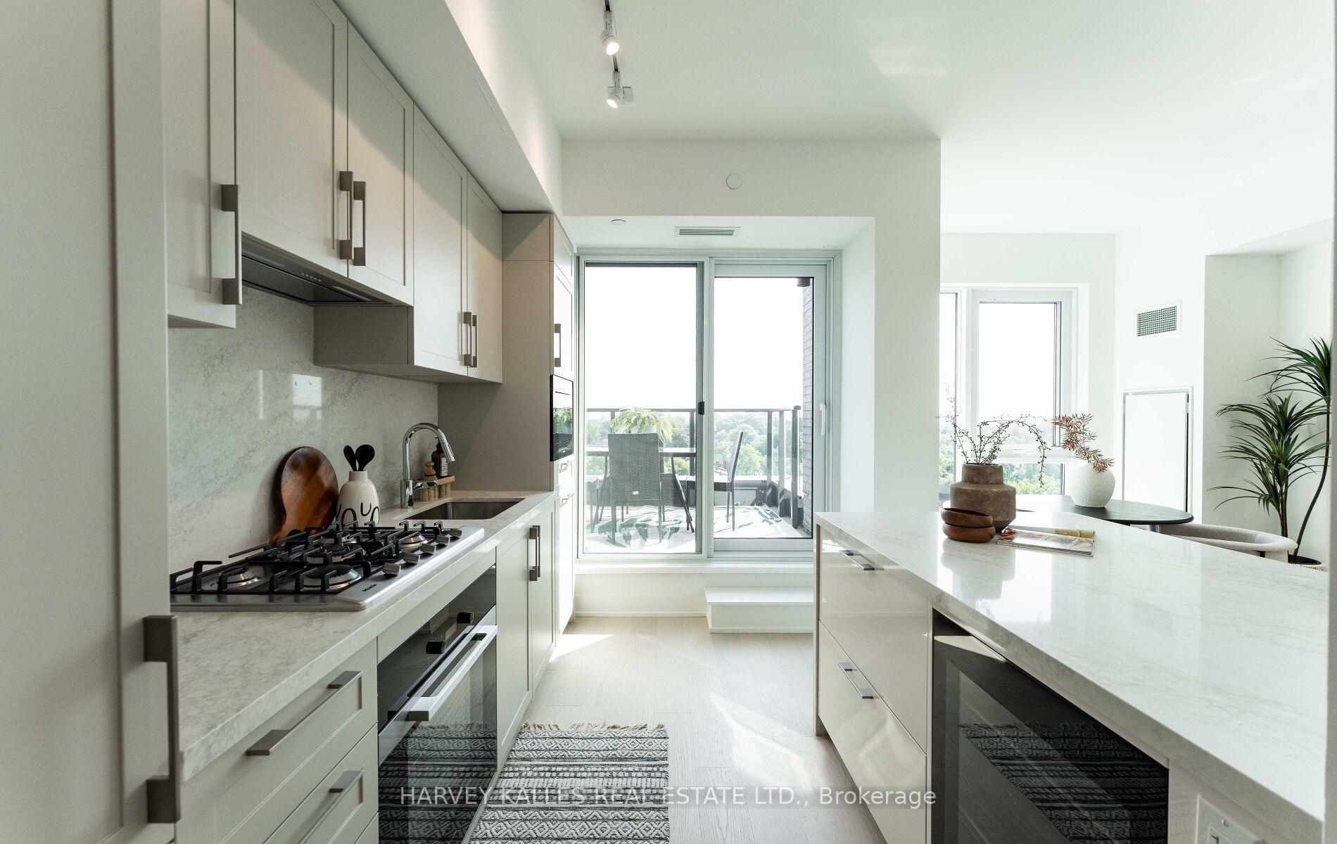 Photo 13 of Unit LPH2, 8 Manor Road, Toronto, Yonge-Eglinton — HOMEH