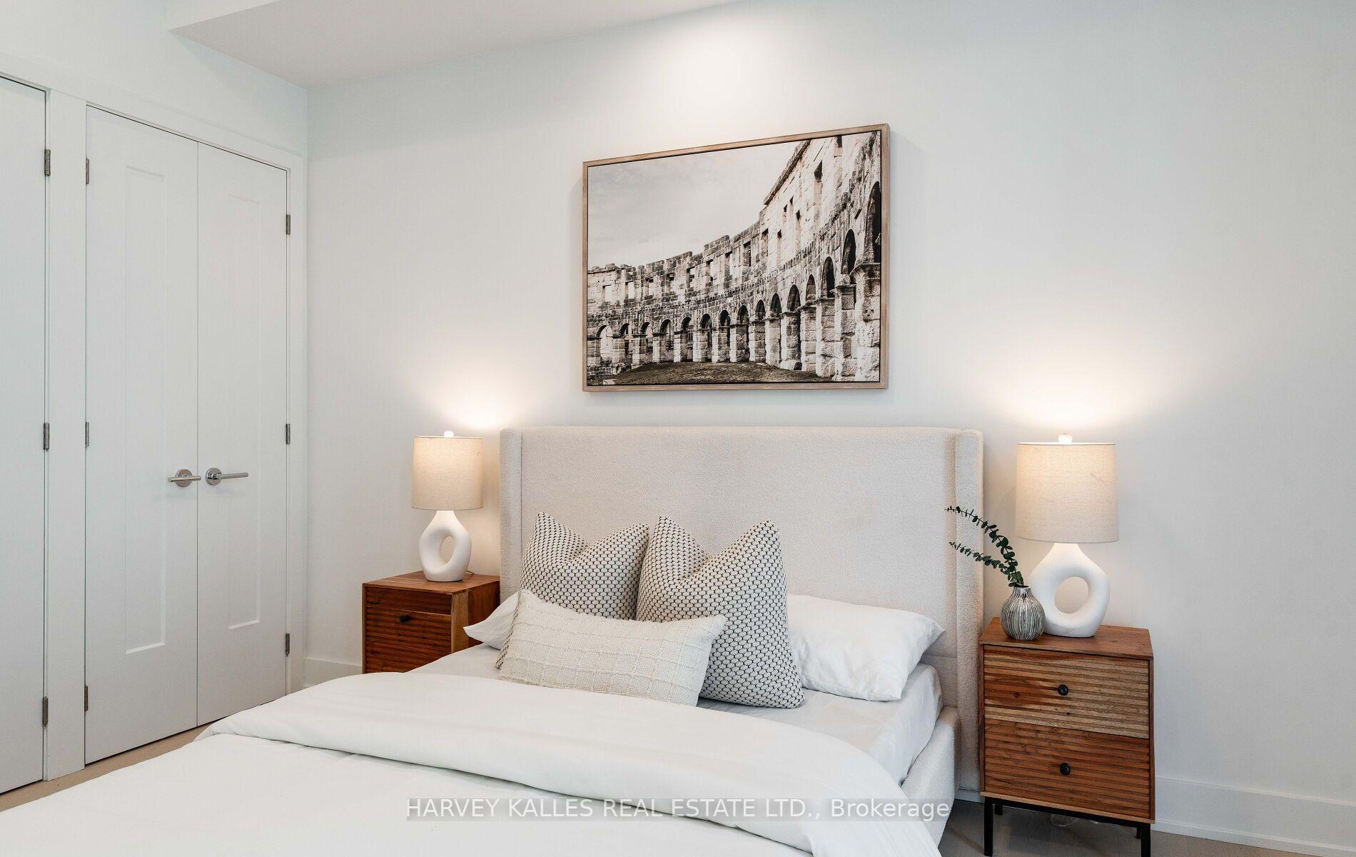 Photo 22 of Unit LPH2, 8 Manor Road, Toronto, Yonge-Eglinton — HOMEH