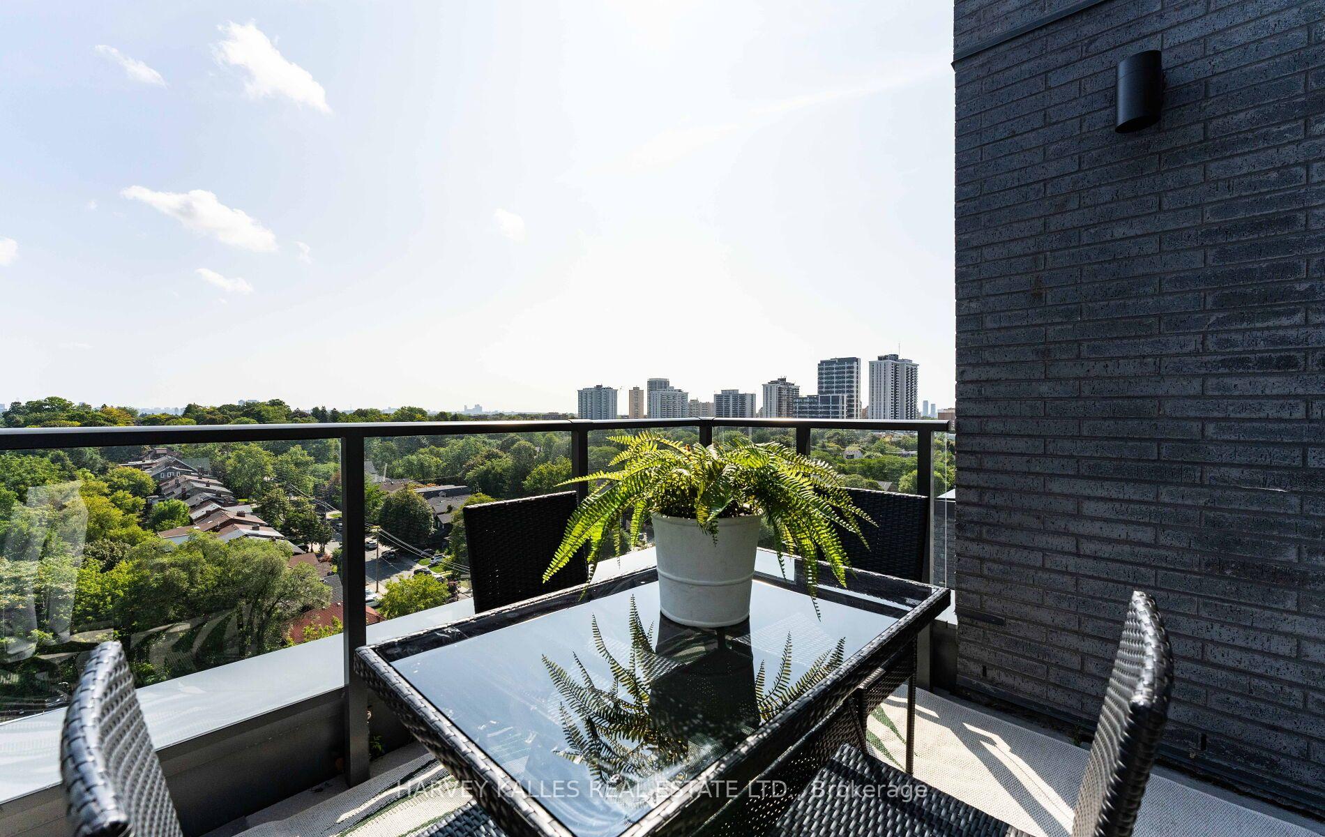 Photo 31 of Unit LPH2, 8 Manor Road, Toronto, Yonge-Eglinton — HOMEH