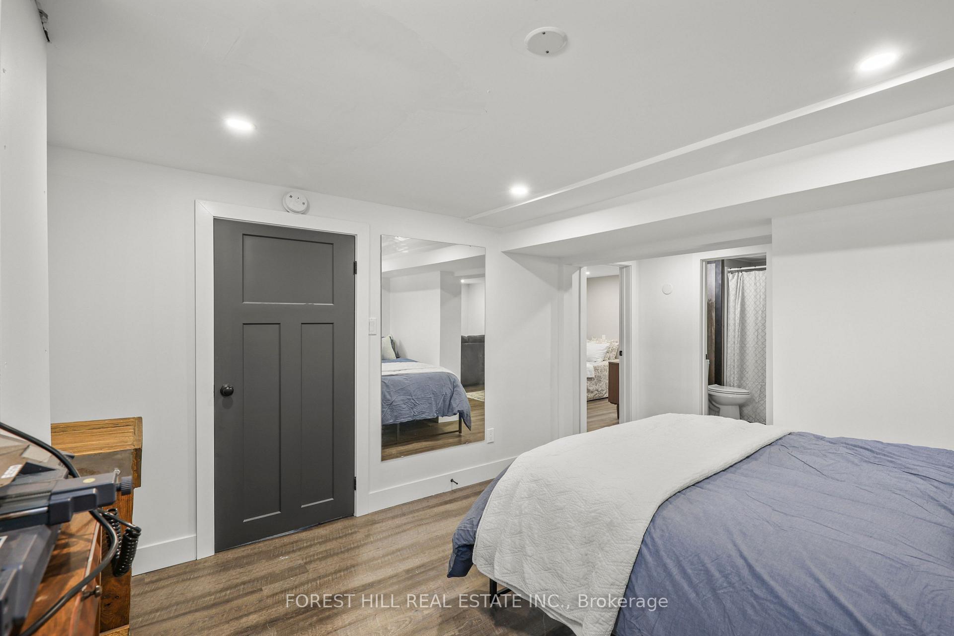 Photo 33 of 203 Merlin Crescent, London, East H — HOMEH