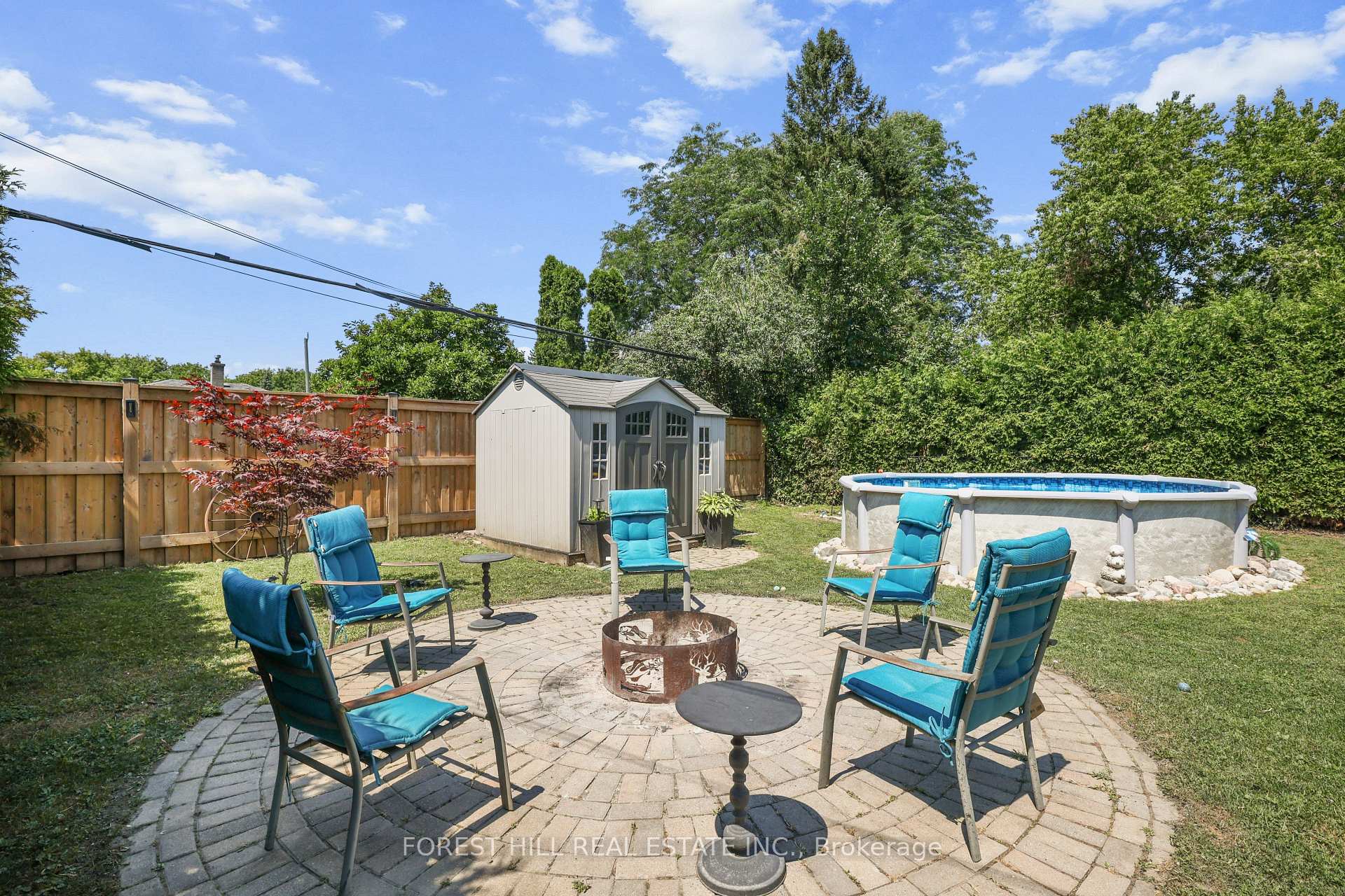 Photo 45 of 203 Merlin Crescent, London, East H — HOMEH