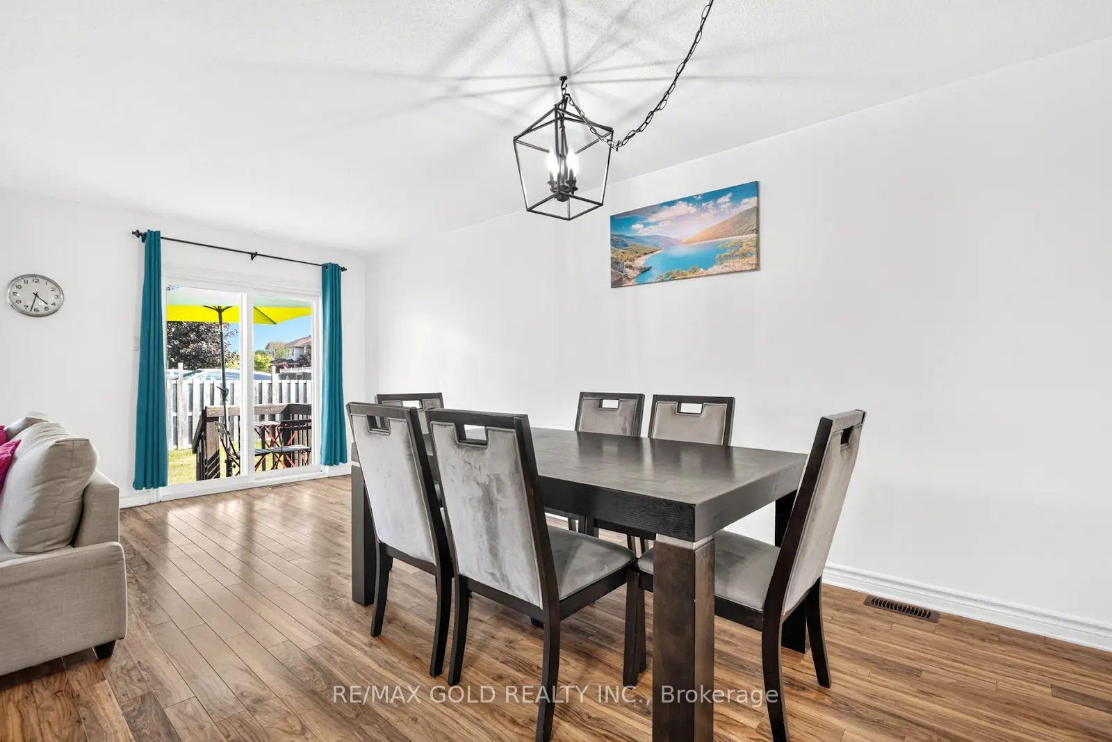 Photo 11 of 106 Thomas Street S, Arnprior, Arnprior — HOMEH