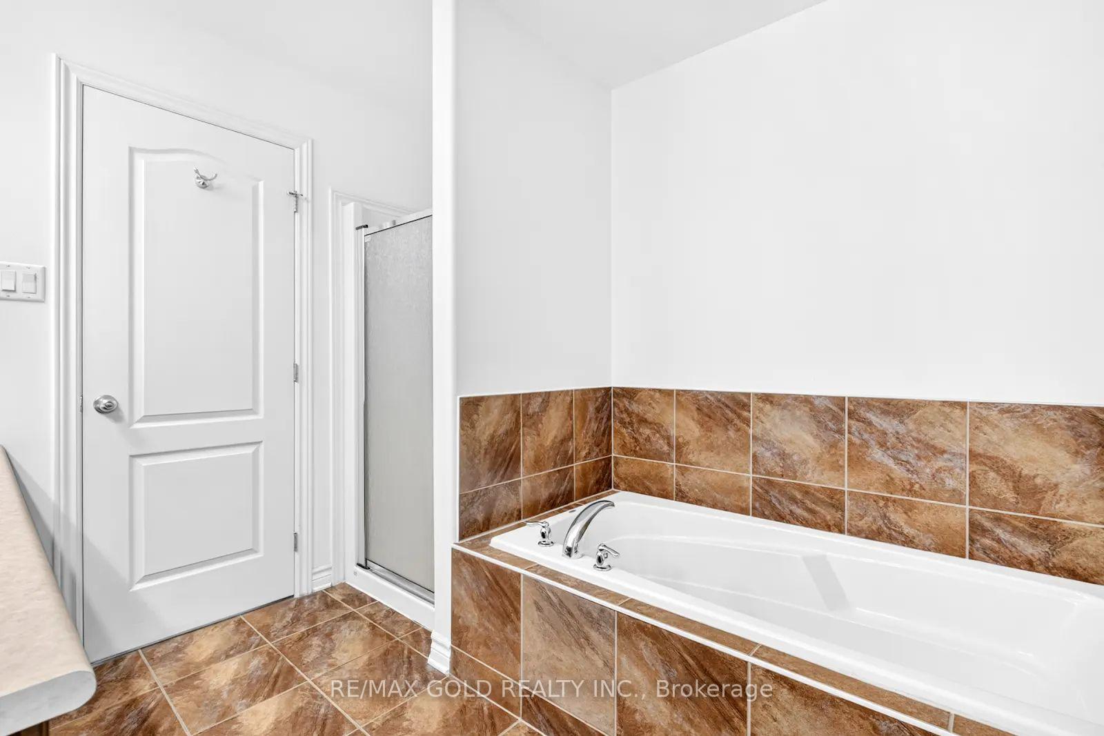 Photo 24 of 106 Thomas Street S, Arnprior, Arnprior — HOMEH