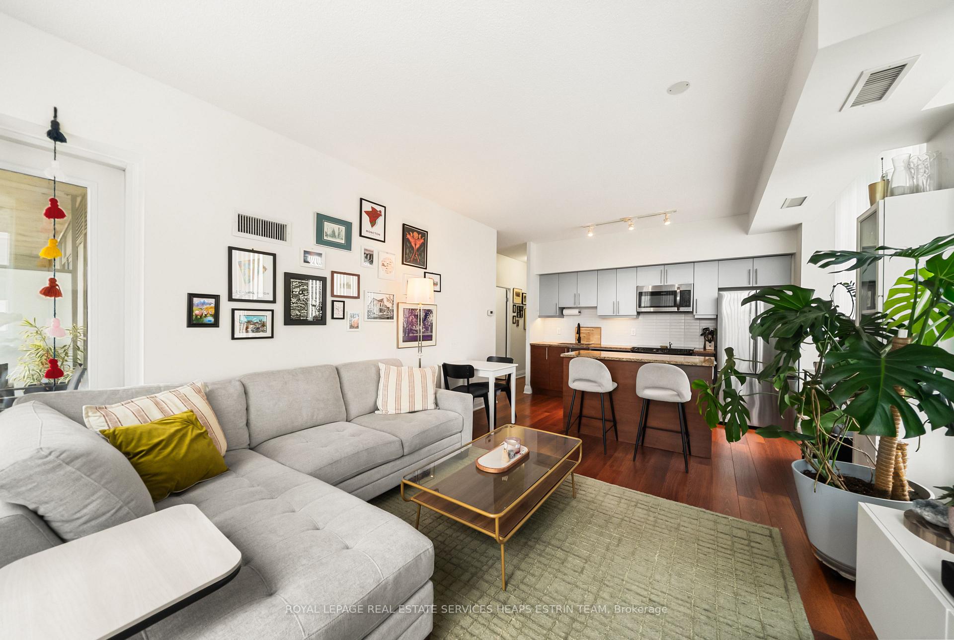 Photo 2 of Unit 704, 83 Redpath Avenue, Toronto, Mount Pleasant West — HOMEH