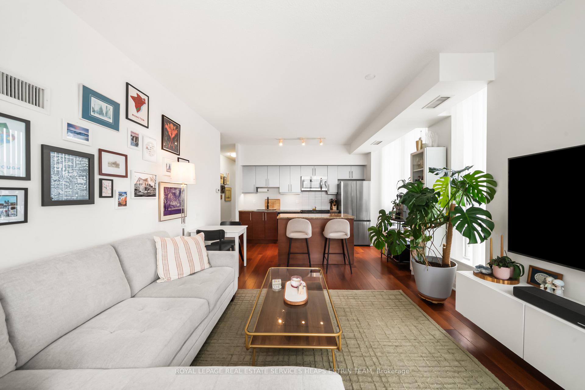 Photo 3 of Unit 704, 83 Redpath Avenue, Toronto, Mount Pleasant West — HOMEH