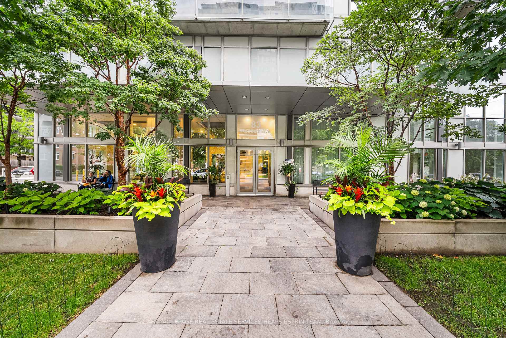 Photo 32 of Unit 704, 83 Redpath Avenue, Toronto, Mount Pleasant West — HOMEH