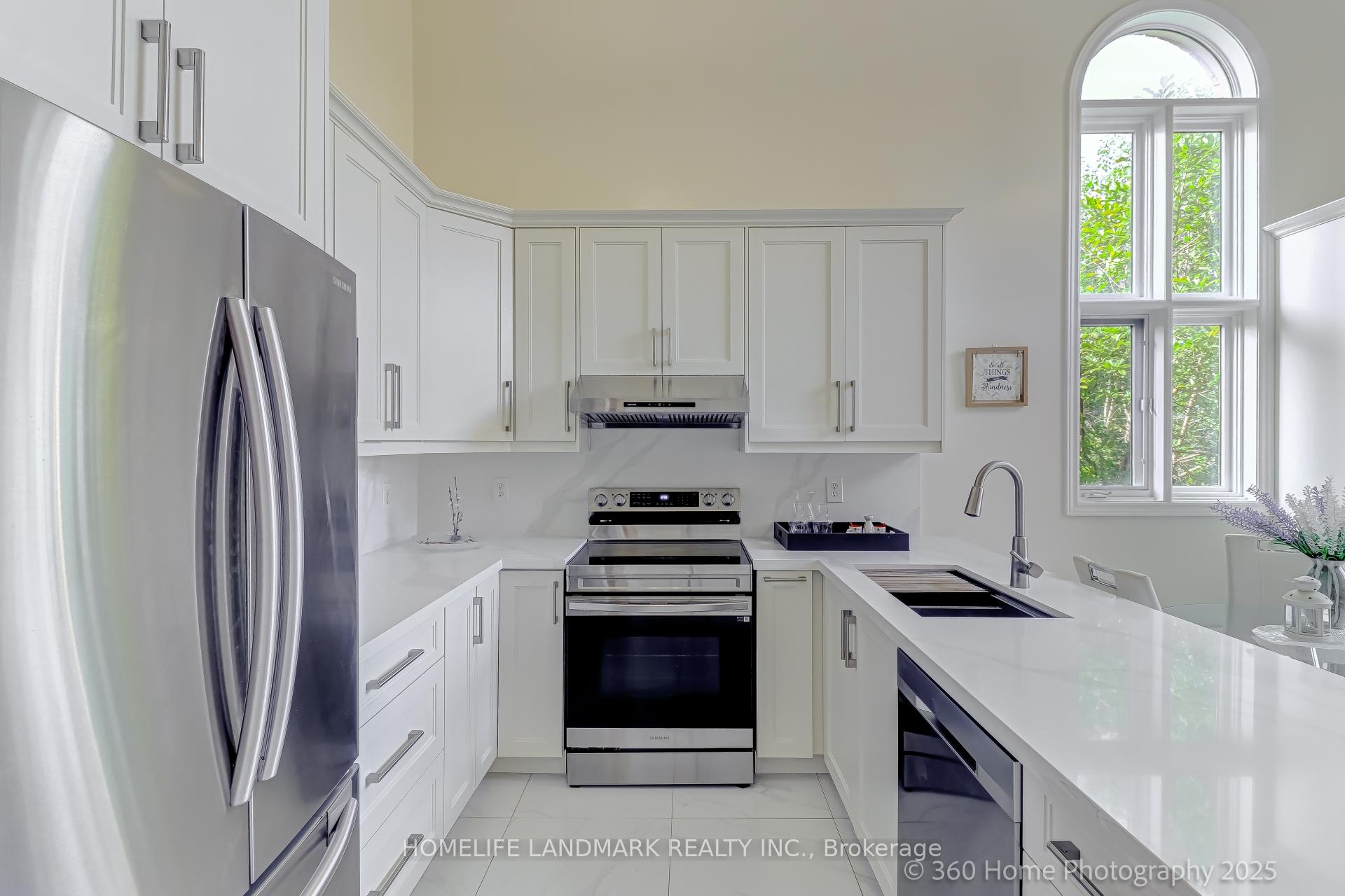 Photo 7 of 211 Frank Endean Road, Richmond Hill, Rouge Woods — HOMEH