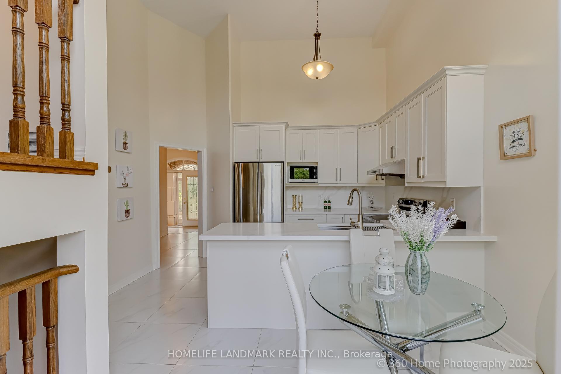 Photo 9 of 211 Frank Endean Road, Richmond Hill, Rouge Woods — HOMEH