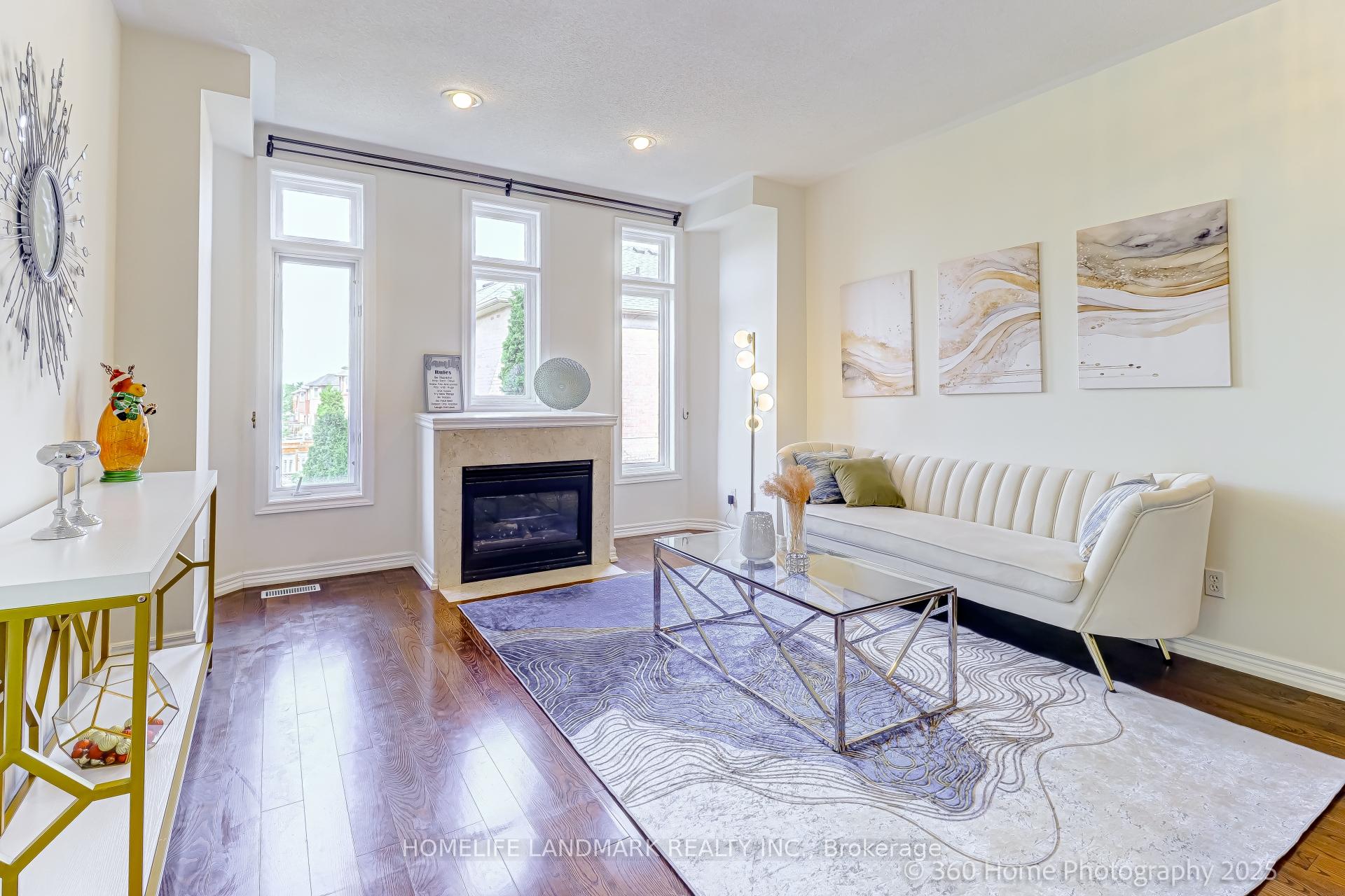 Photo 12 of 211 Frank Endean Road, Richmond Hill, Rouge Woods — HOMEH