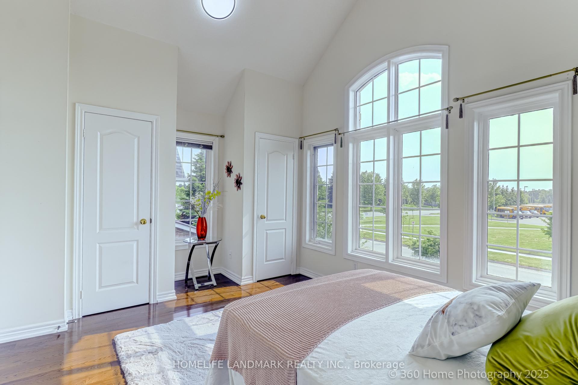 Photo 22 of 211 Frank Endean Road, Richmond Hill, Rouge Woods — HOMEH