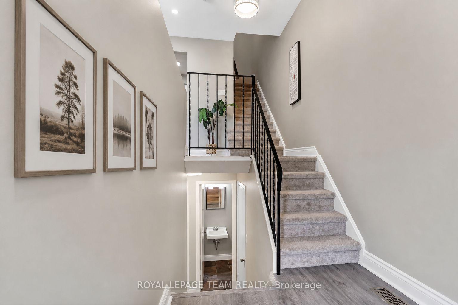 Photo 4 of 38A Forester Crescent, Ottawa, Westcliffe Estates — HOMEH