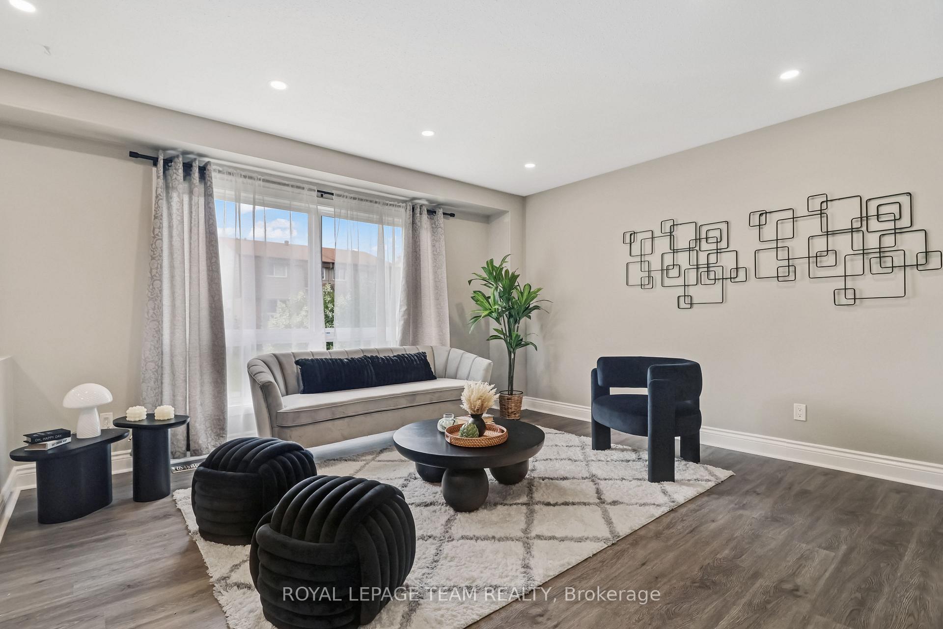 Photo 5 of 38A Forester Crescent, Ottawa, Westcliffe Estates — HOMEH