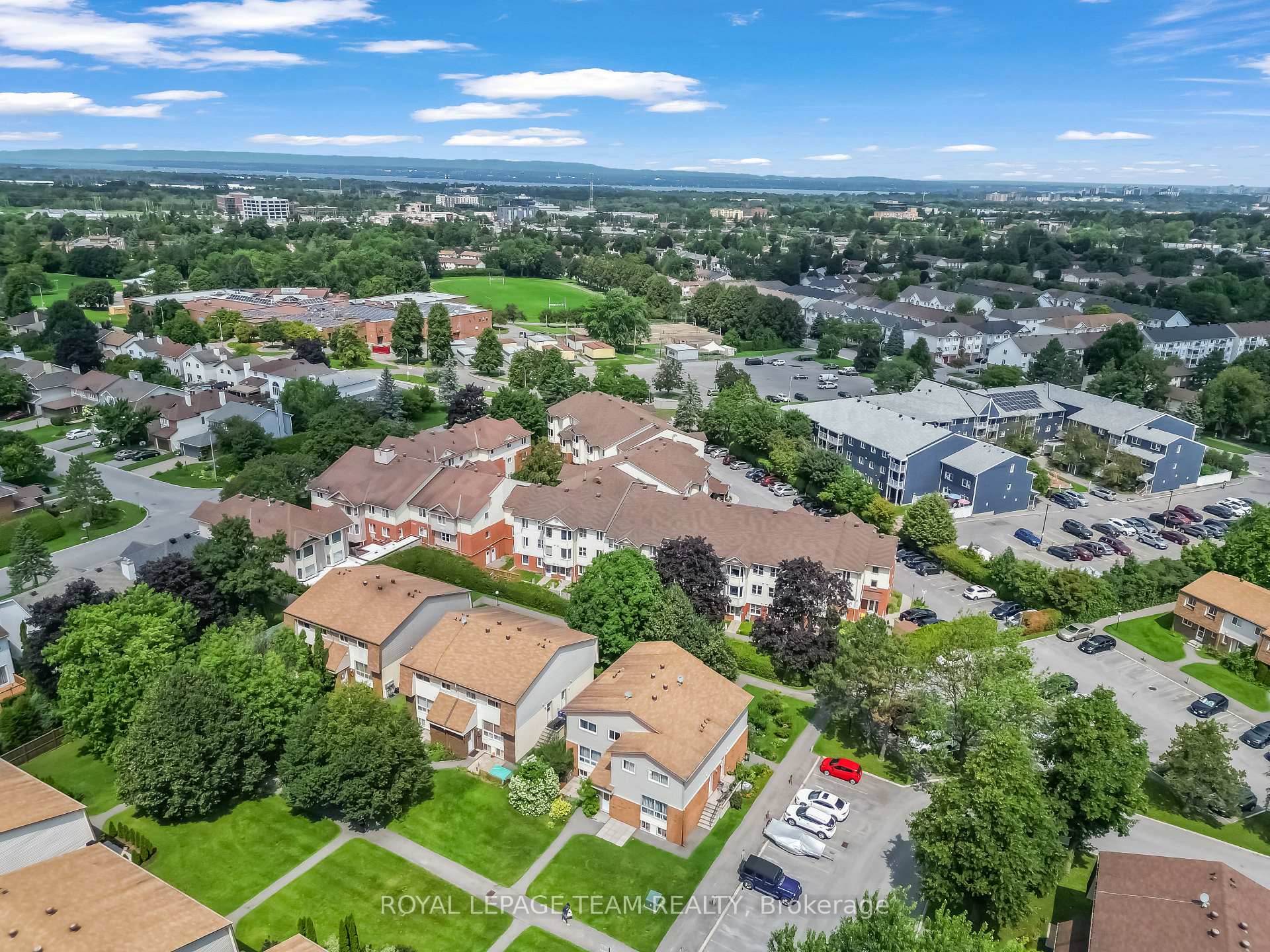 Photo 22 of 38A Forester Crescent, Ottawa, Westcliffe Estates — HOMEH