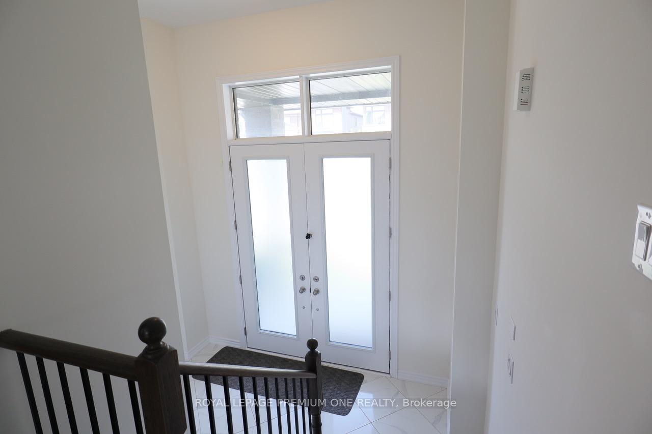 Photo 9 of 13 Simona Avenue, Wasaga Beach — HOMEH