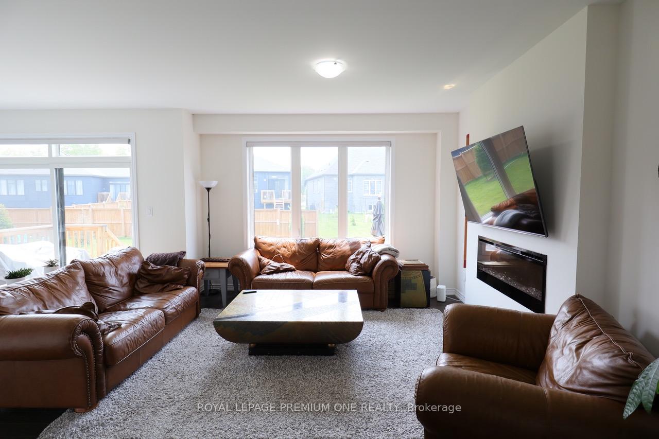 Photo 15 of 13 Simona Avenue, Wasaga Beach — HOMEH
