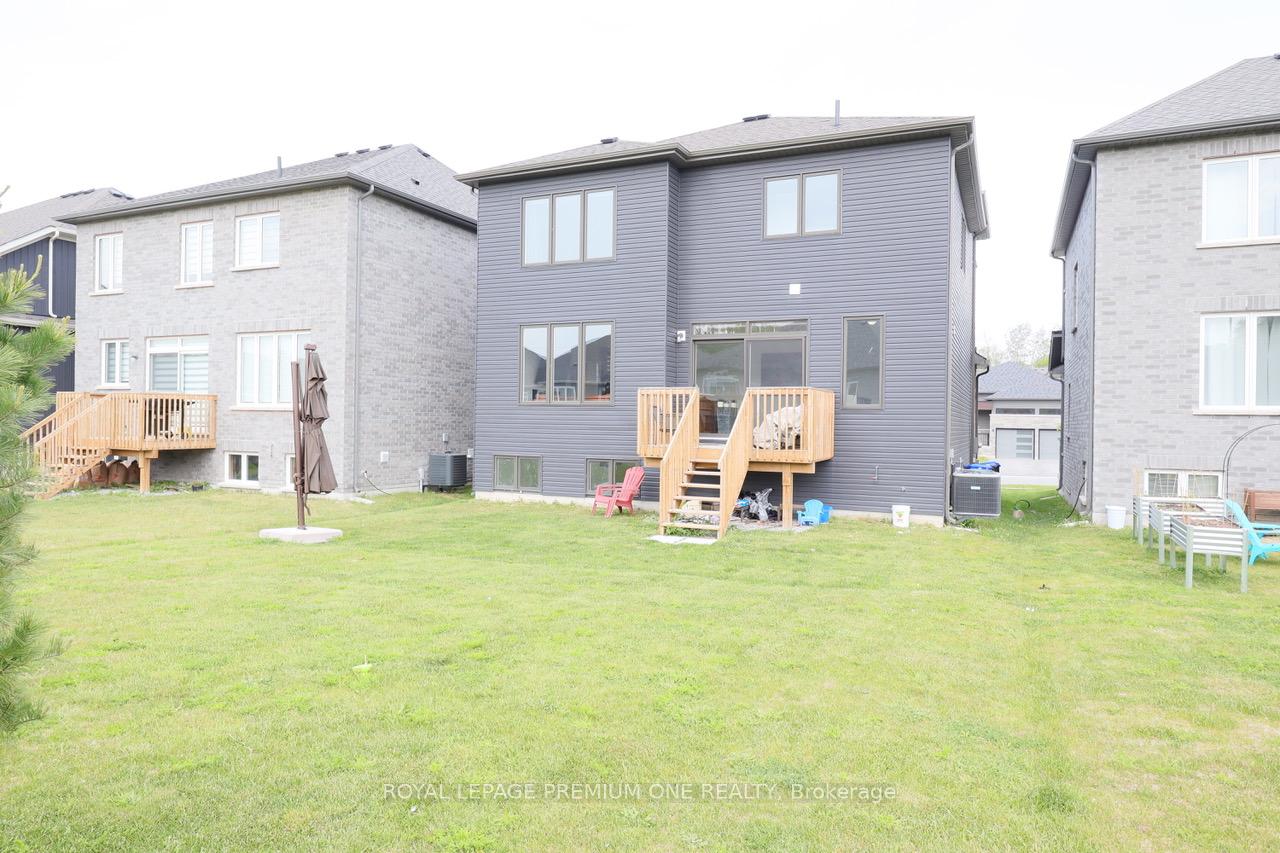 Photo 40 of 13 Simona Avenue, Wasaga Beach — HOMEH